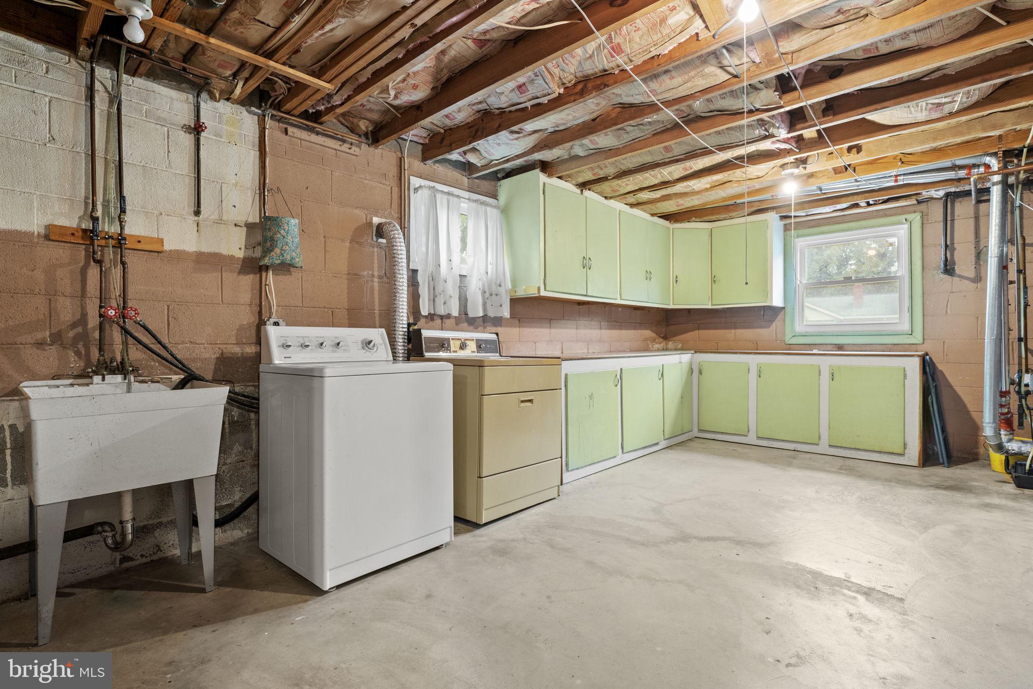 OAK ORCHARD - Residential