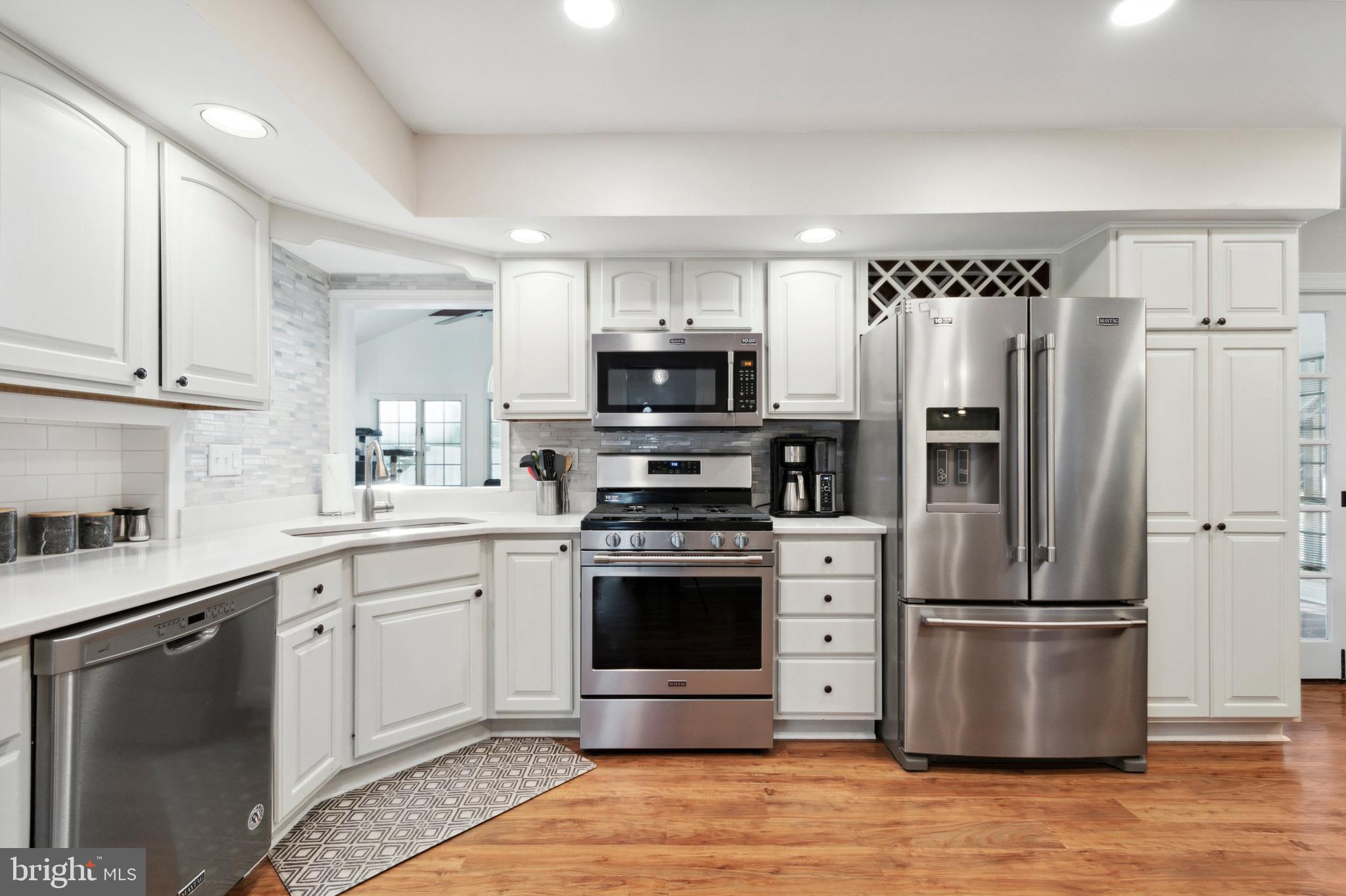 GLEN VIEW PARK - Residential