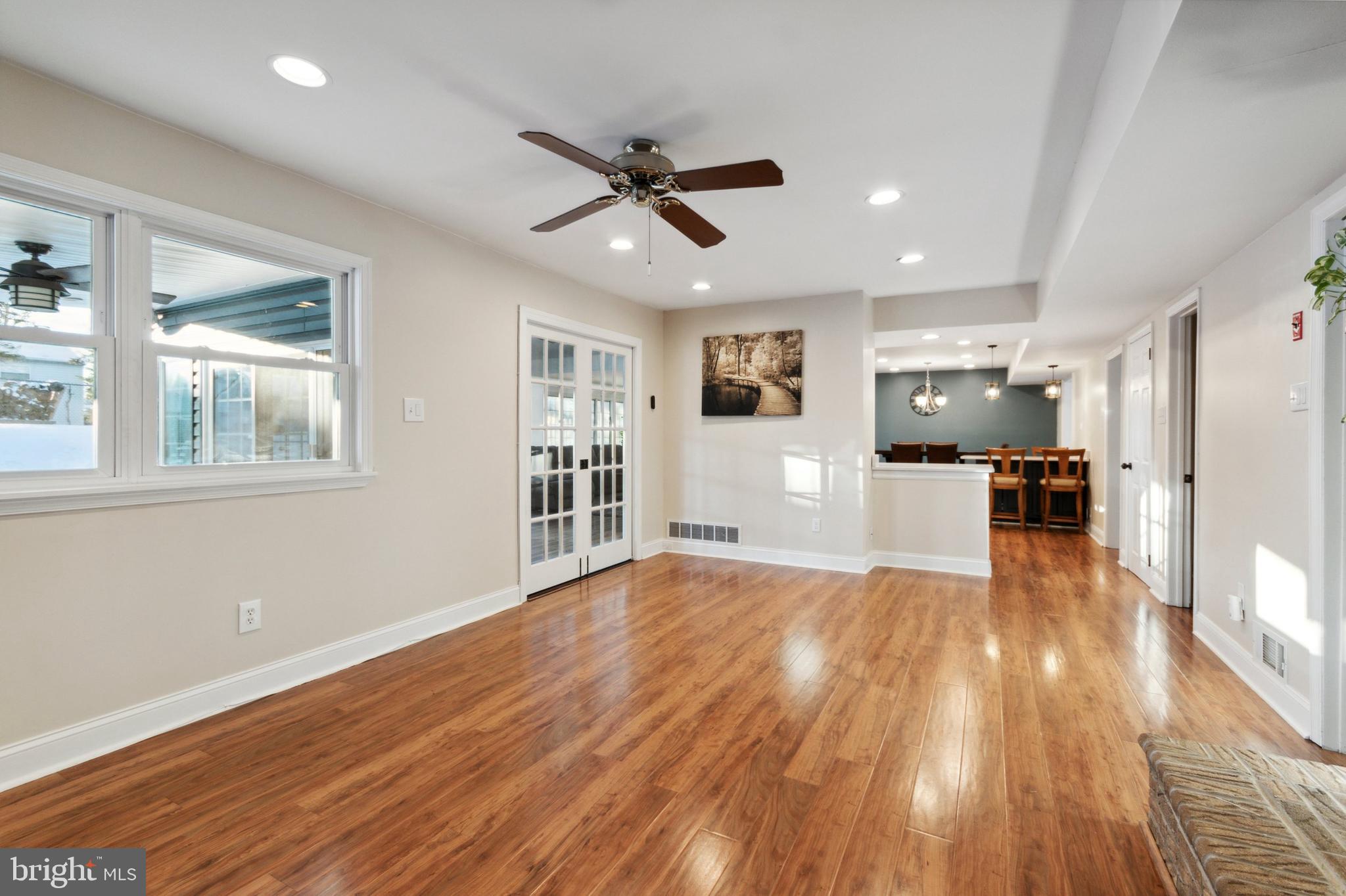 GLEN VIEW PARK - Residential