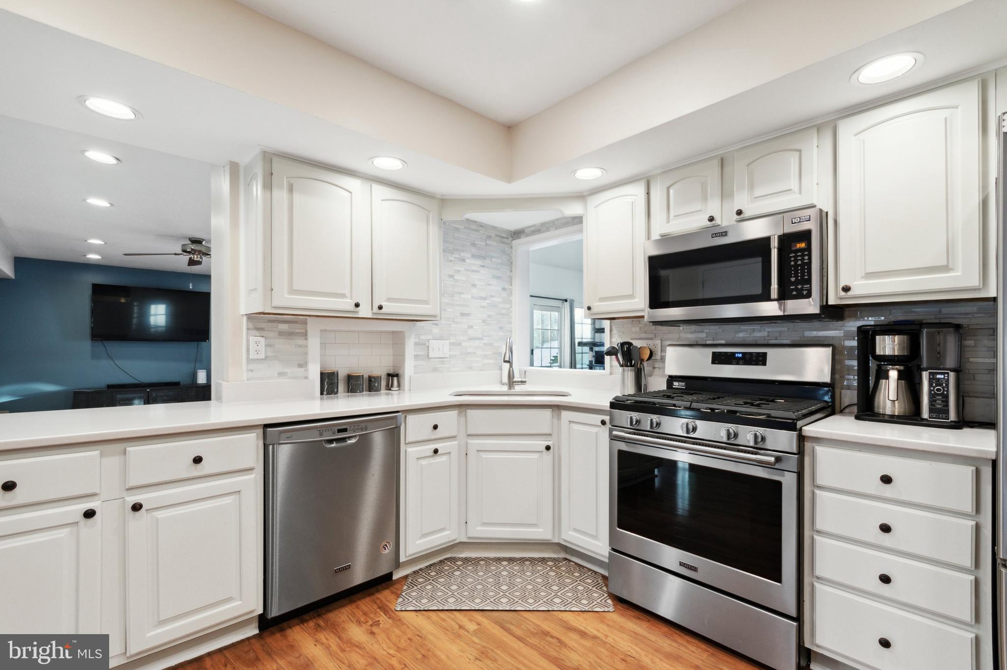 GLEN VIEW PARK - Residential