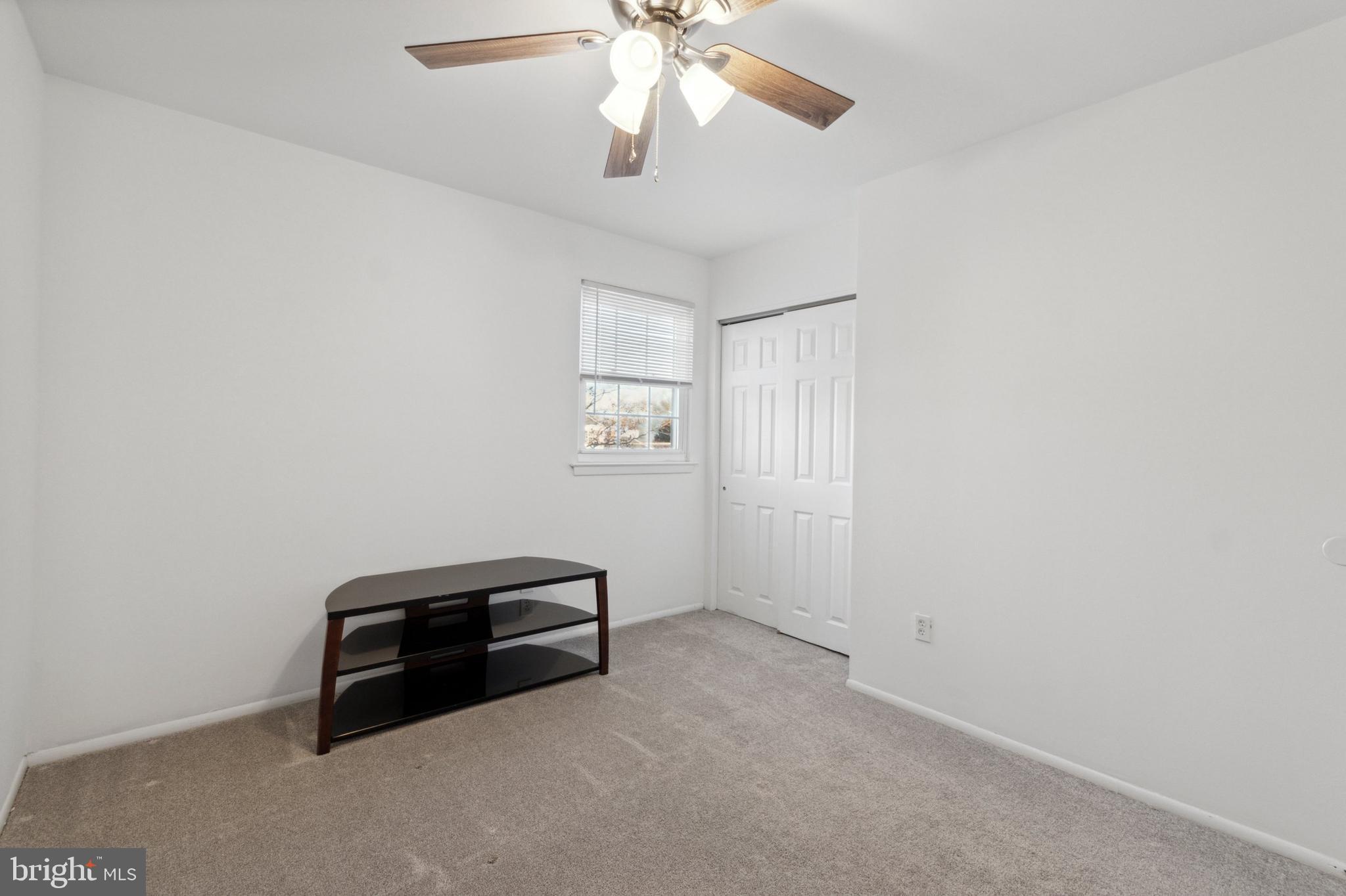 GLEN VIEW PARK - Residential