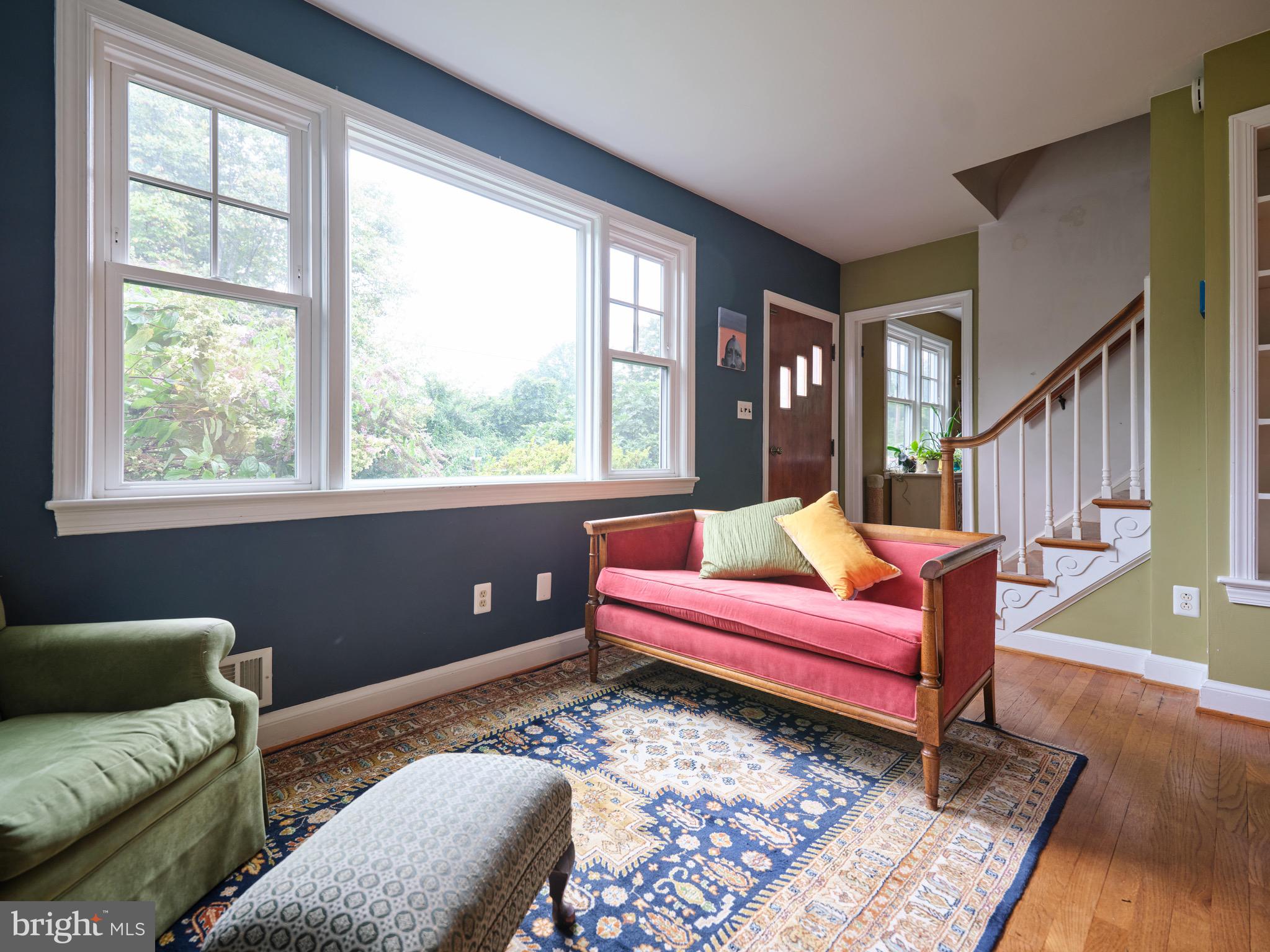 119 WASHINGTON GROVE