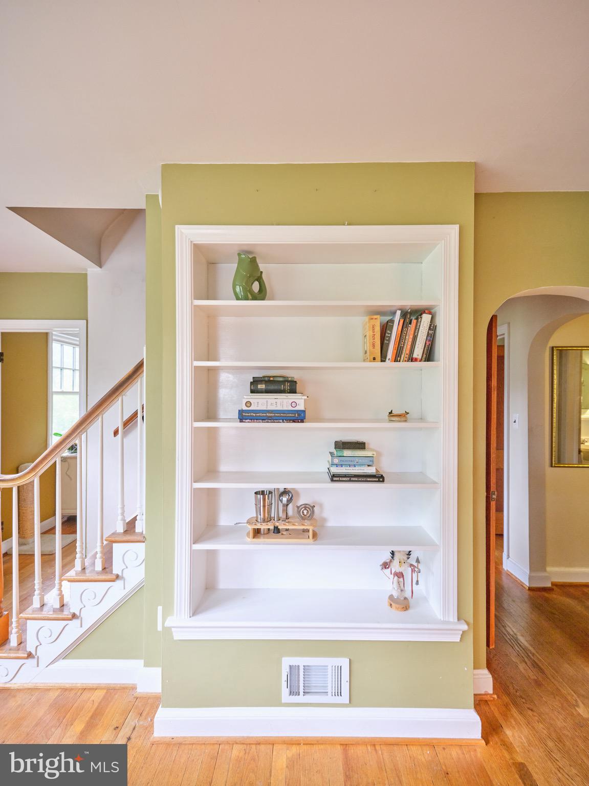 WASHINGTON GROVE - Residential Lease