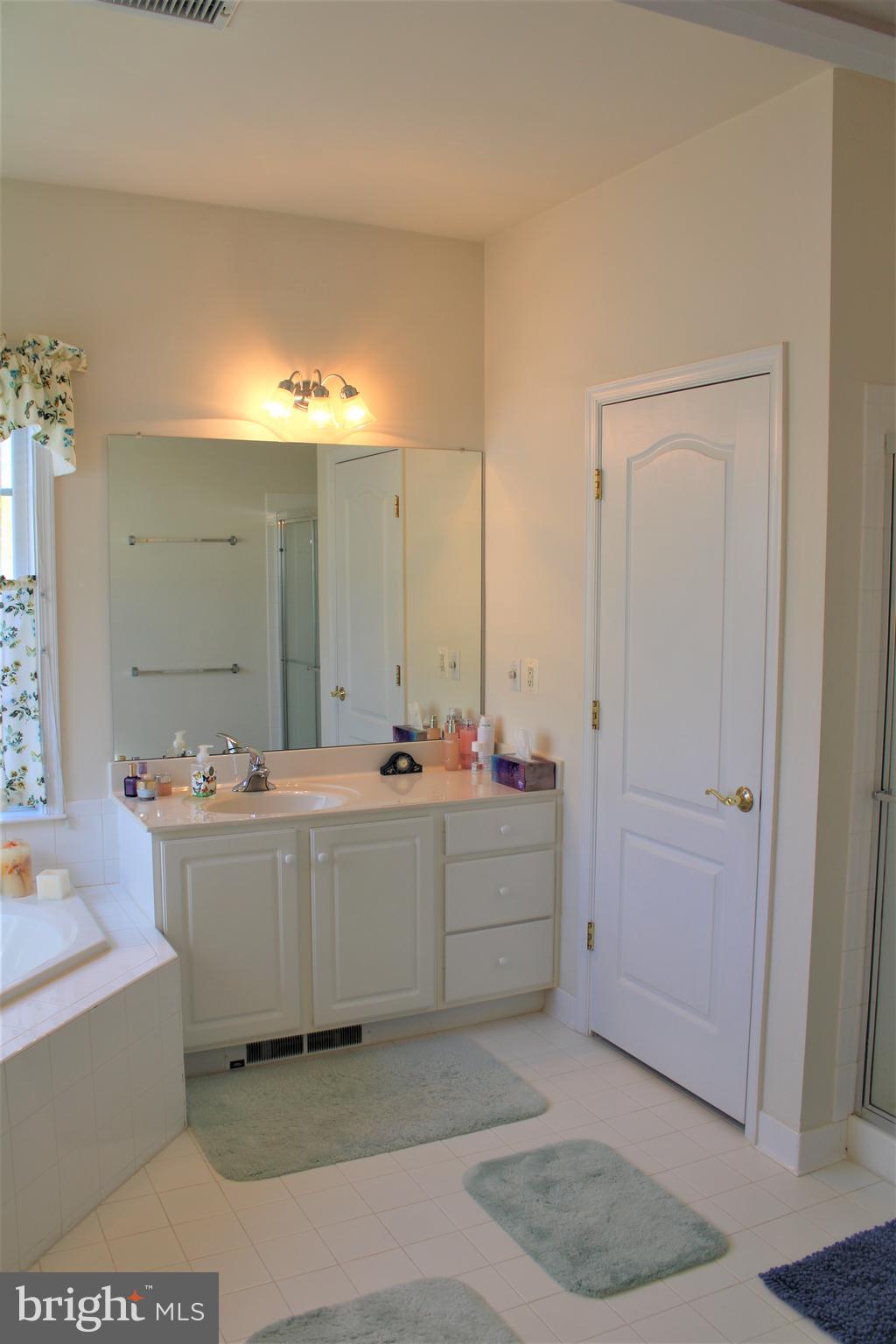 EASTON CLUB EAST - Residential