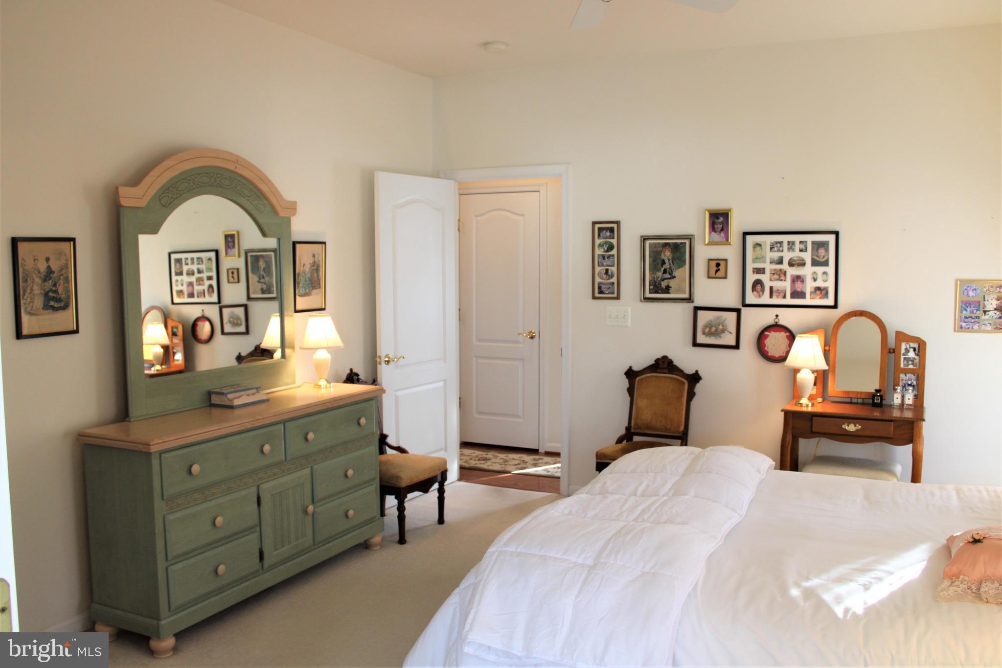 EASTON CLUB EAST - Residential