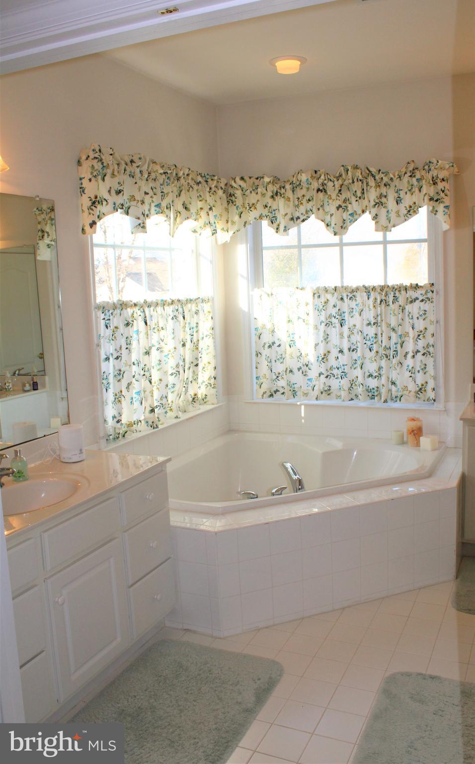 EASTON CLUB EAST - Residential