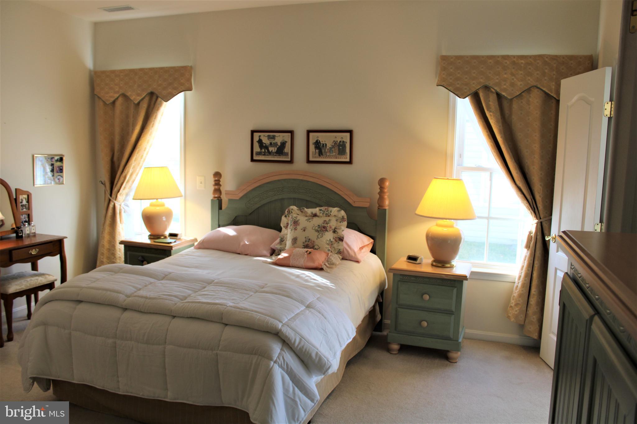 EASTON CLUB EAST - Residential