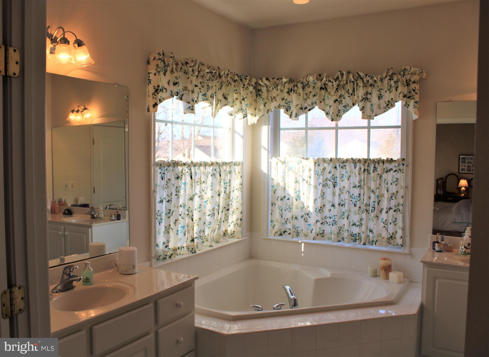 EASTON CLUB EAST - Residential