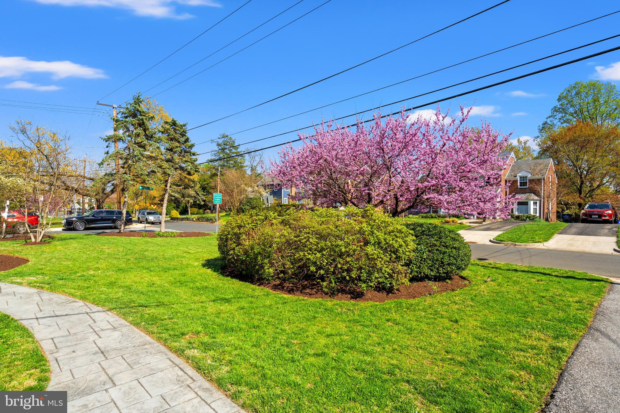 WOODMOOR - Residential