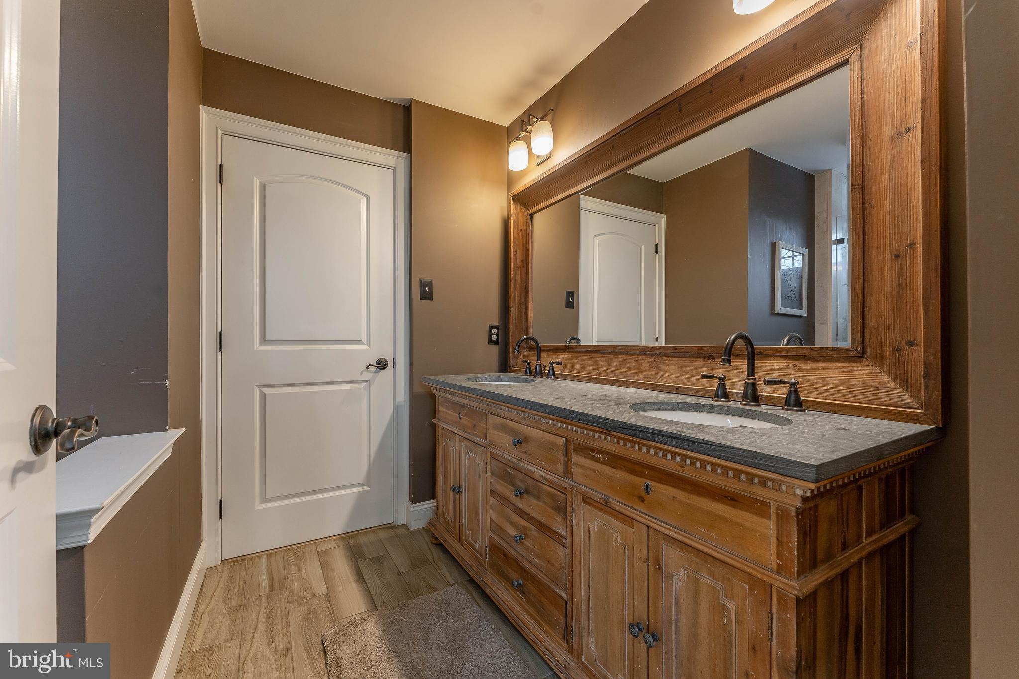 SPRINGTON CHASE - Residential