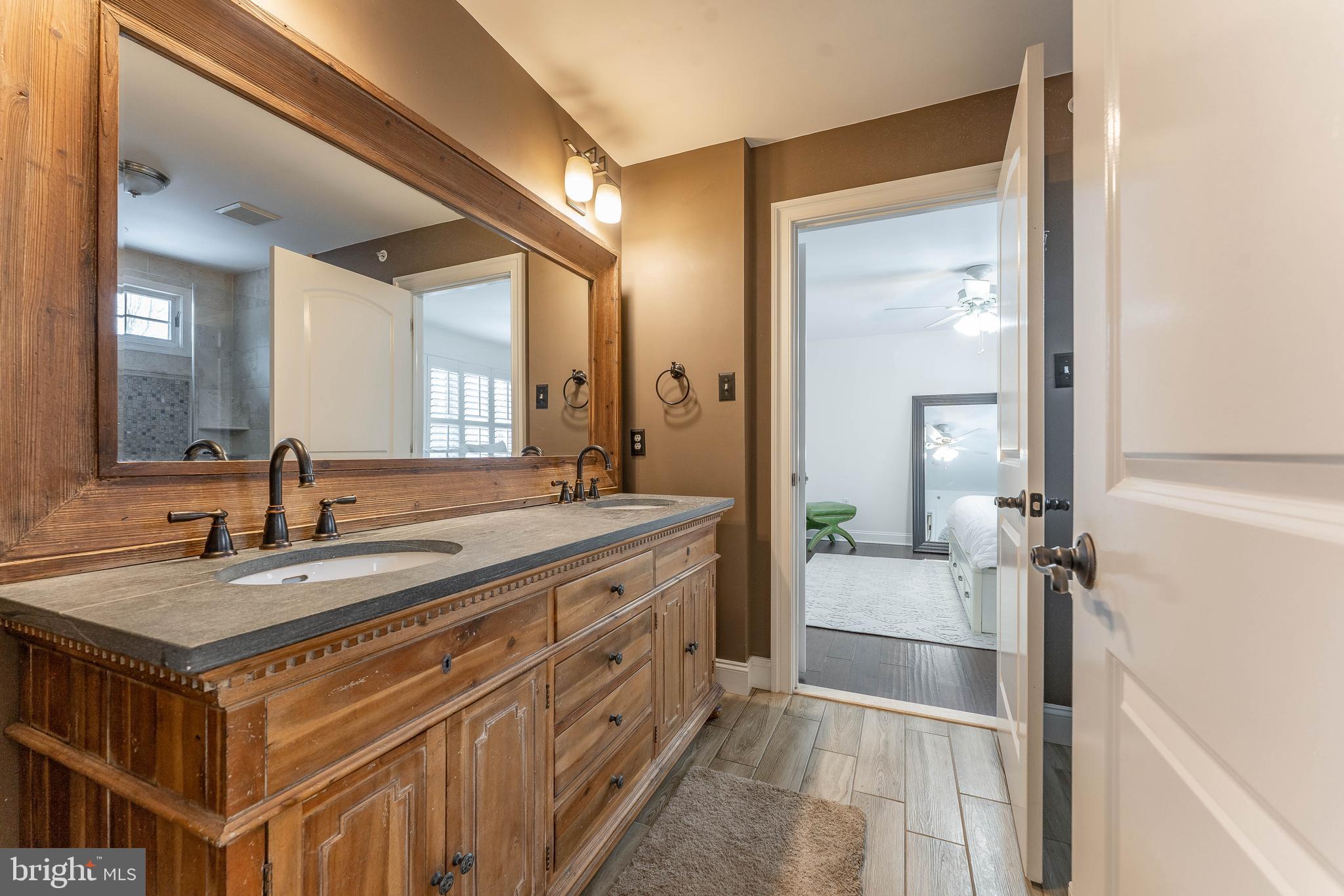 SPRINGTON CHASE - Residential