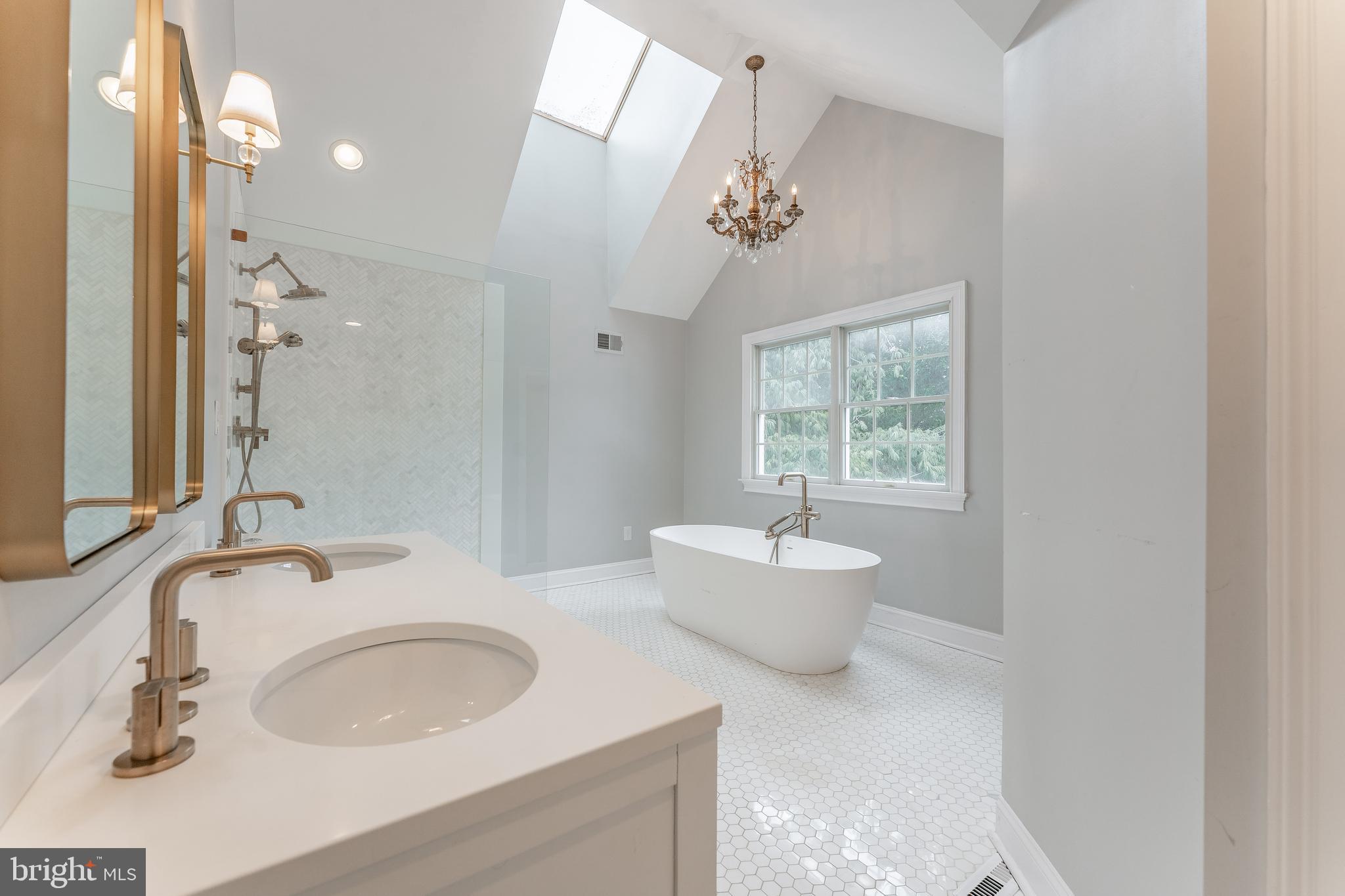 SPRINGTON CHASE - Residential