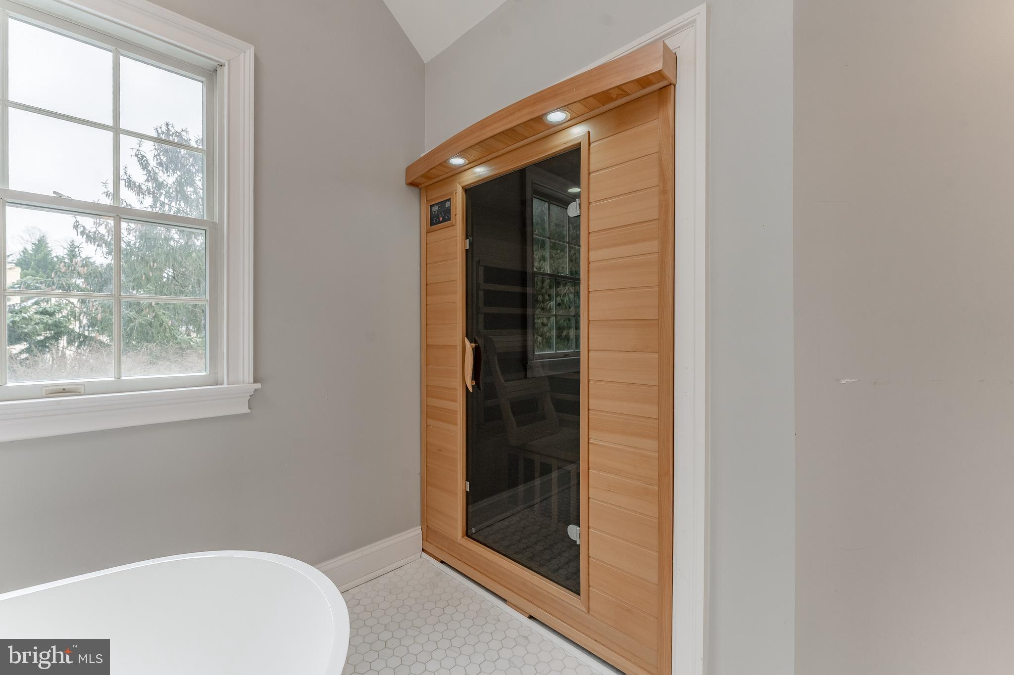 SPRINGTON CHASE - Residential