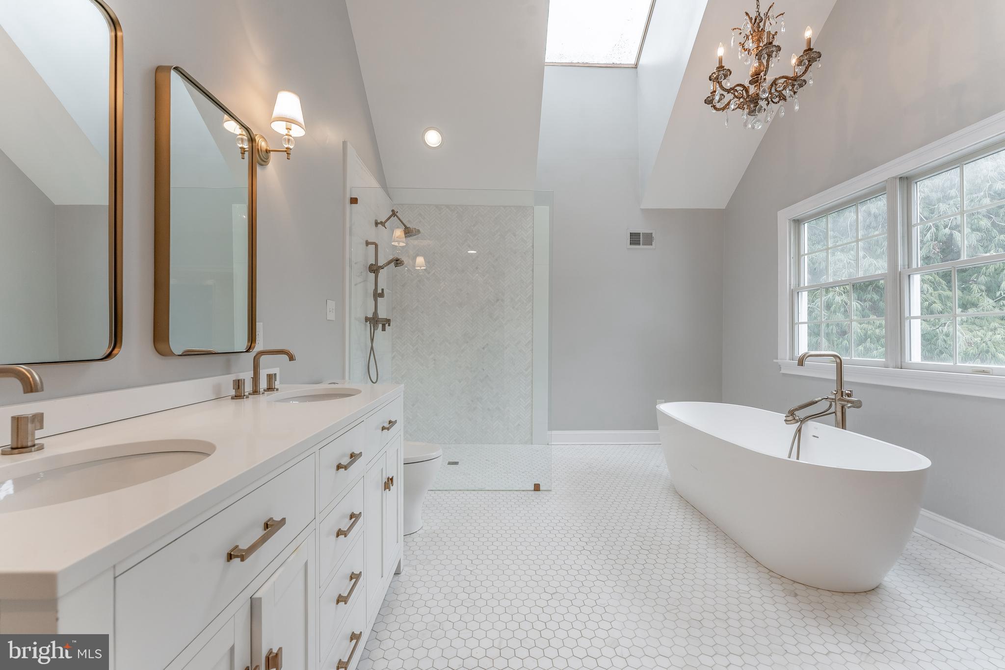 SPRINGTON CHASE - Residential