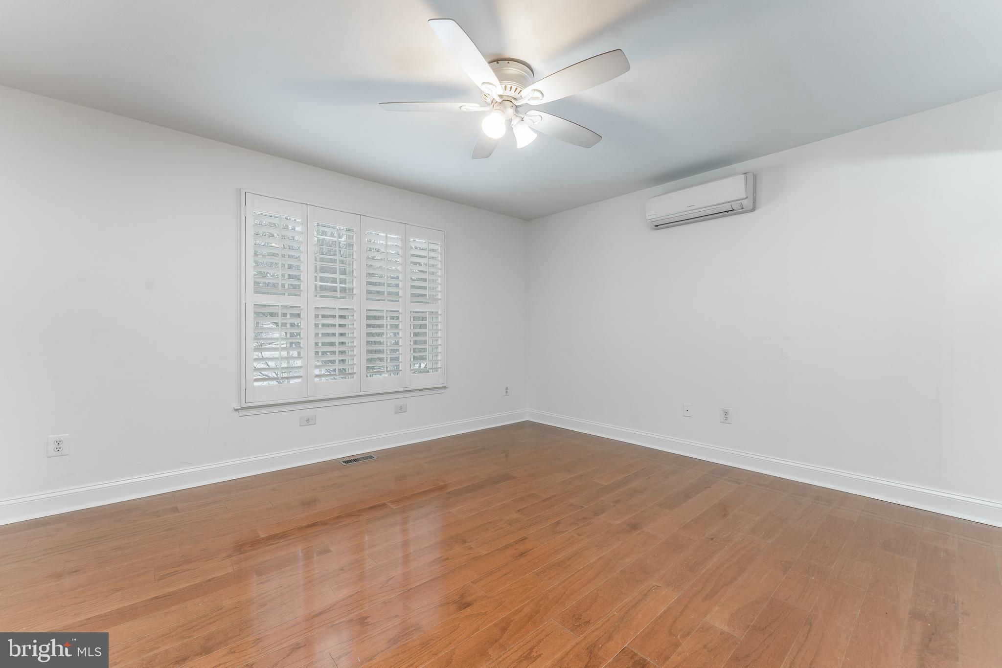 SPRINGTON CHASE - Residential