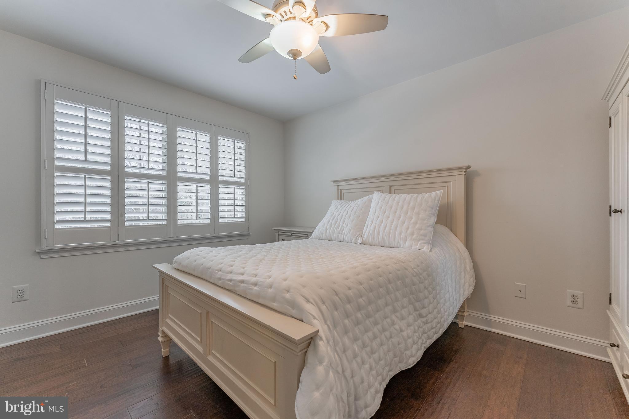 SPRINGTON CHASE - Residential