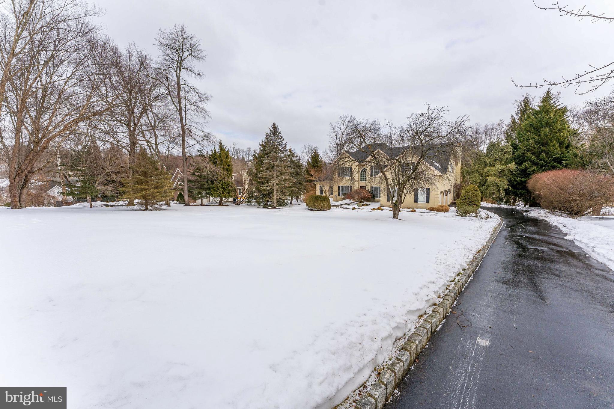 SPRINGTON CHASE - Residential