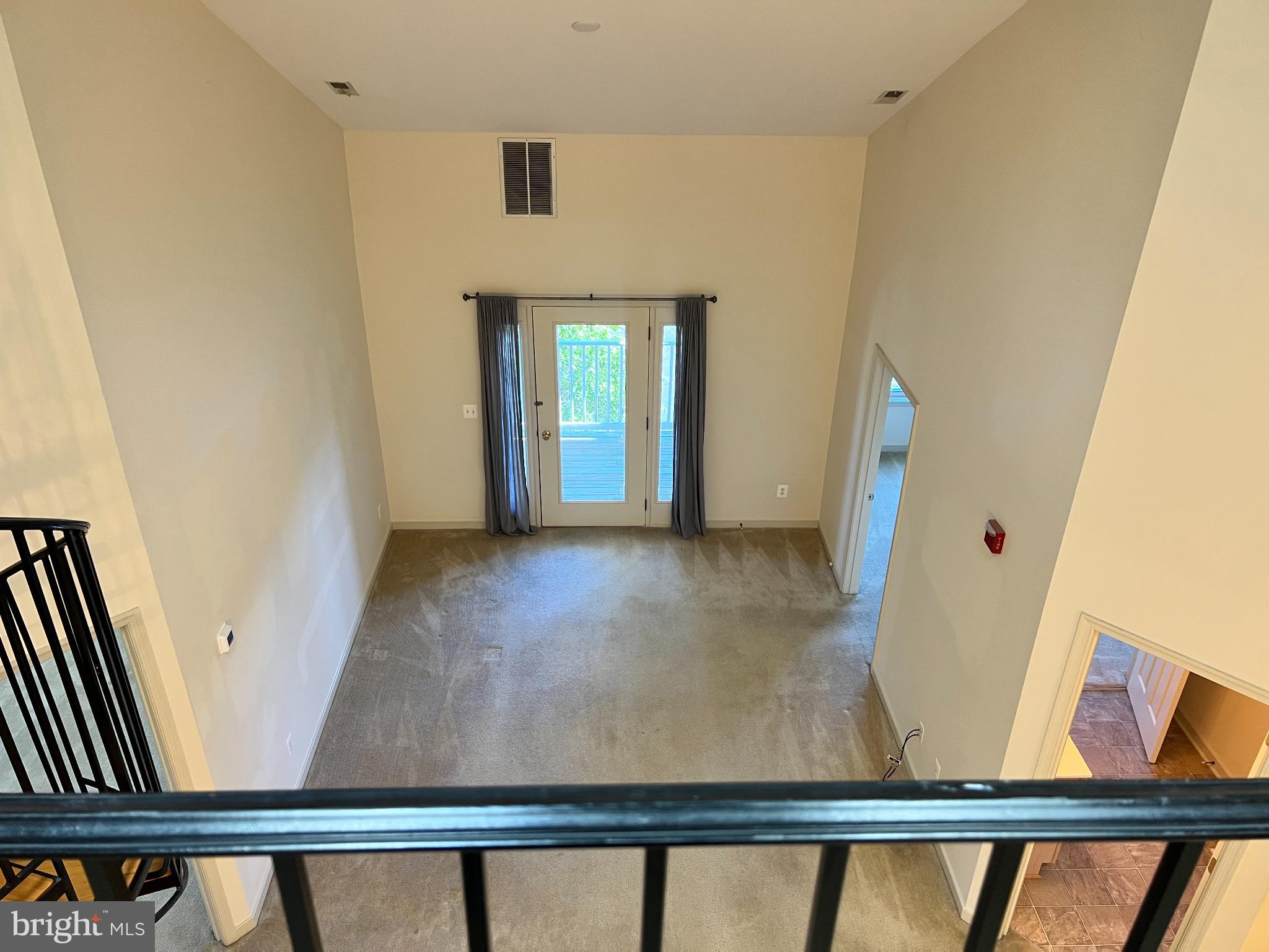 RIVERGATE II - Residential Lease
