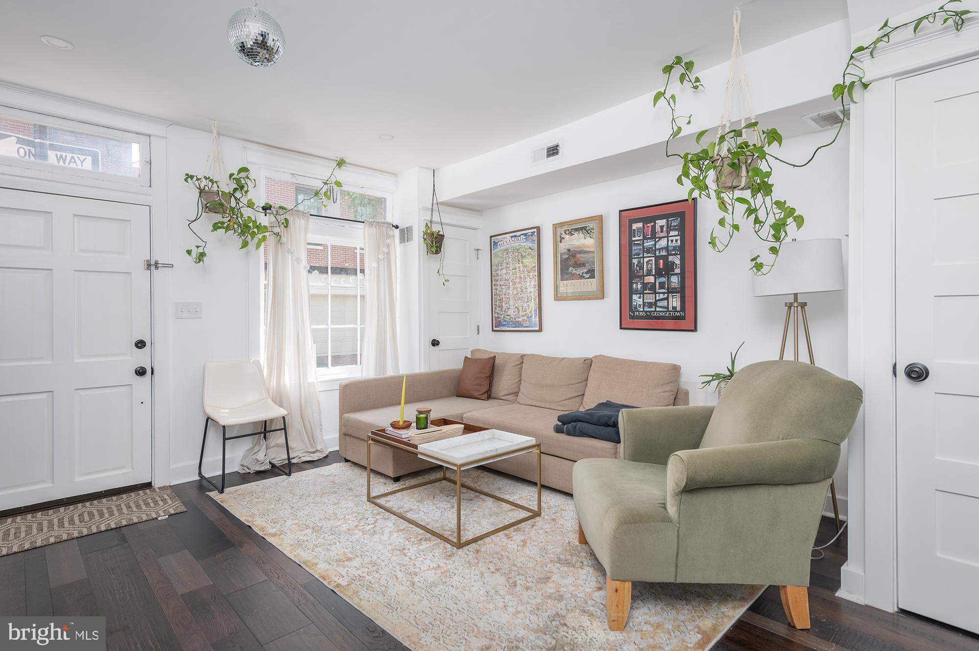 FELLS POINT HISTORIC DISTRICT - Residential Lease