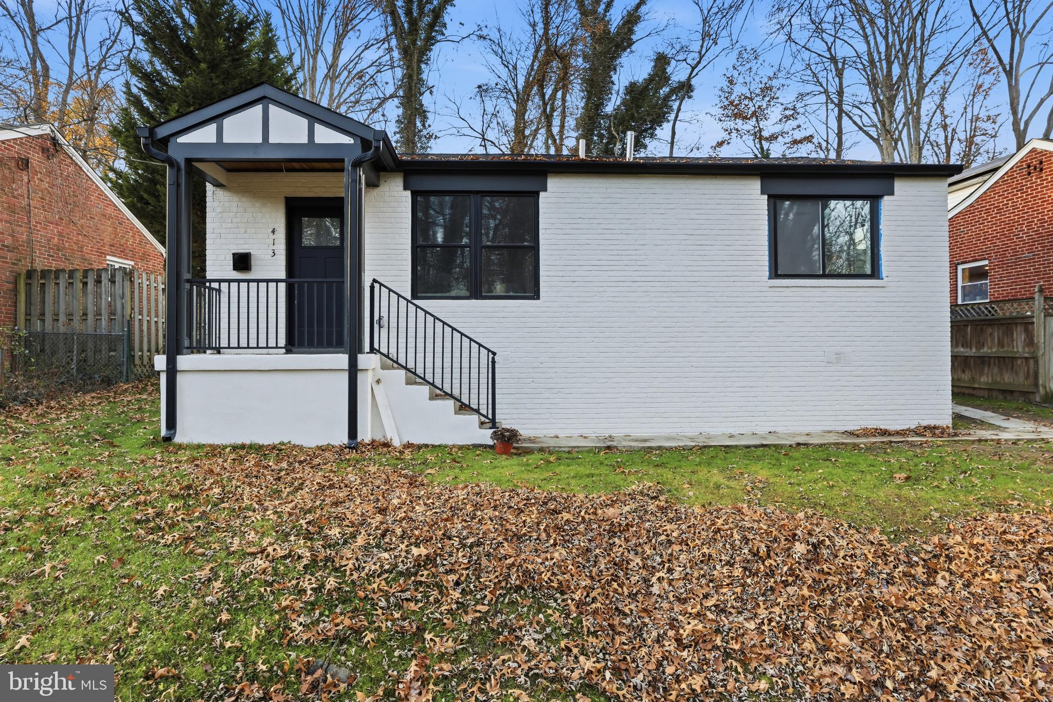 413 WILLIAMSBURG DRIVE