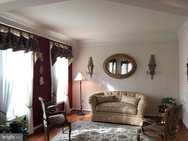 SOUTH RIDING - Residential