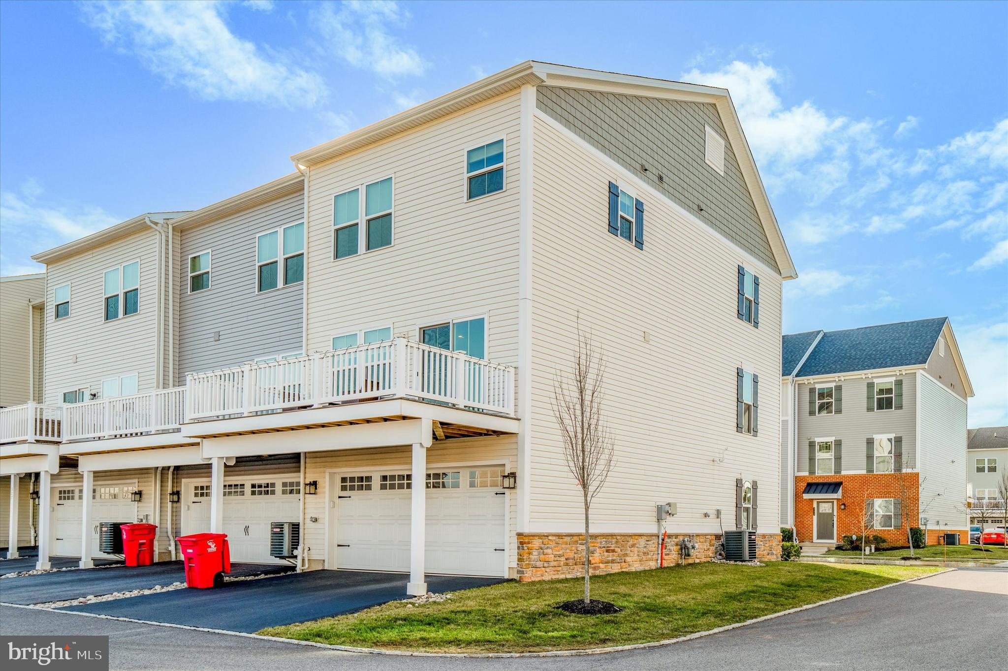 ATWATER - Residential Lease