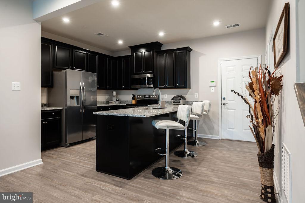 PARKSIDE AT WESTPHALIA - Residential Lease