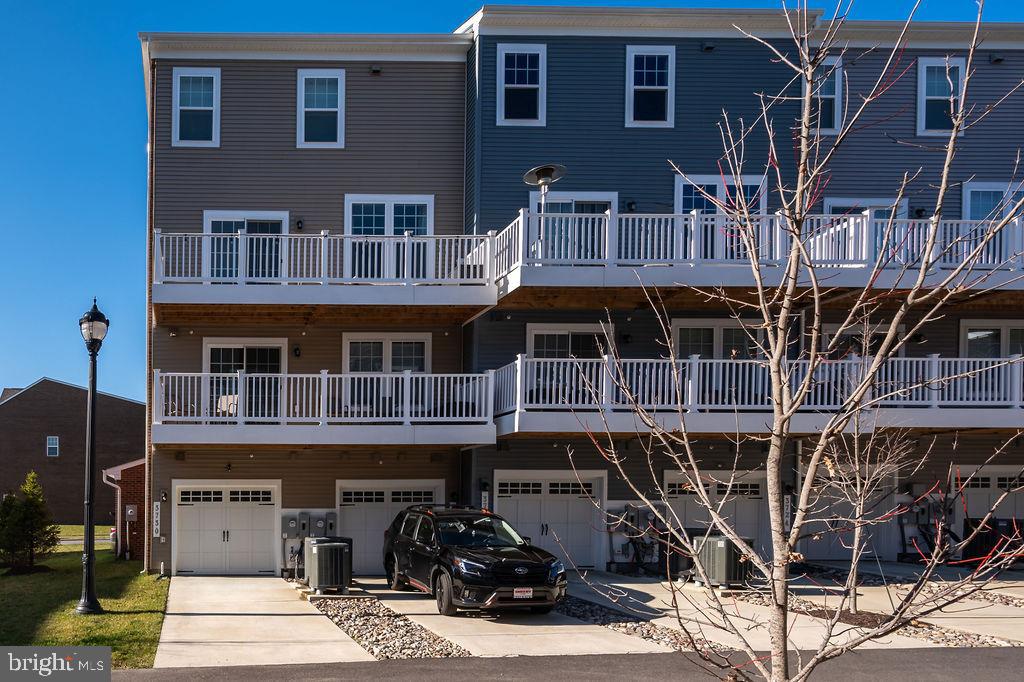 PARKSIDE AT WESTPHALIA - Residential Lease