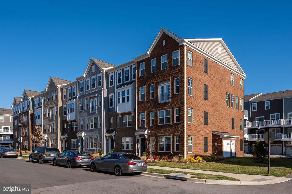 PARKSIDE AT WESTPHALIA - Residential Lease