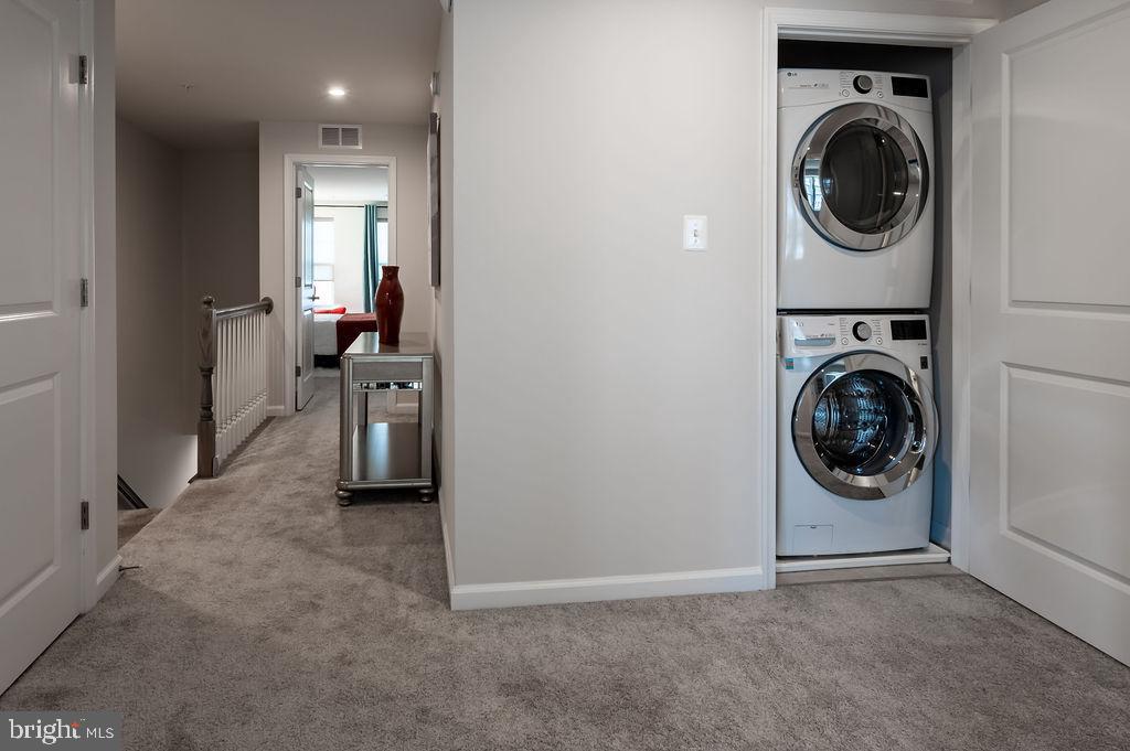 PARKSIDE AT WESTPHALIA - Residential Lease