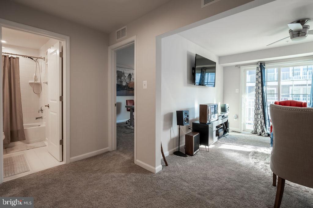 PARKSIDE AT WESTPHALIA - Residential Lease