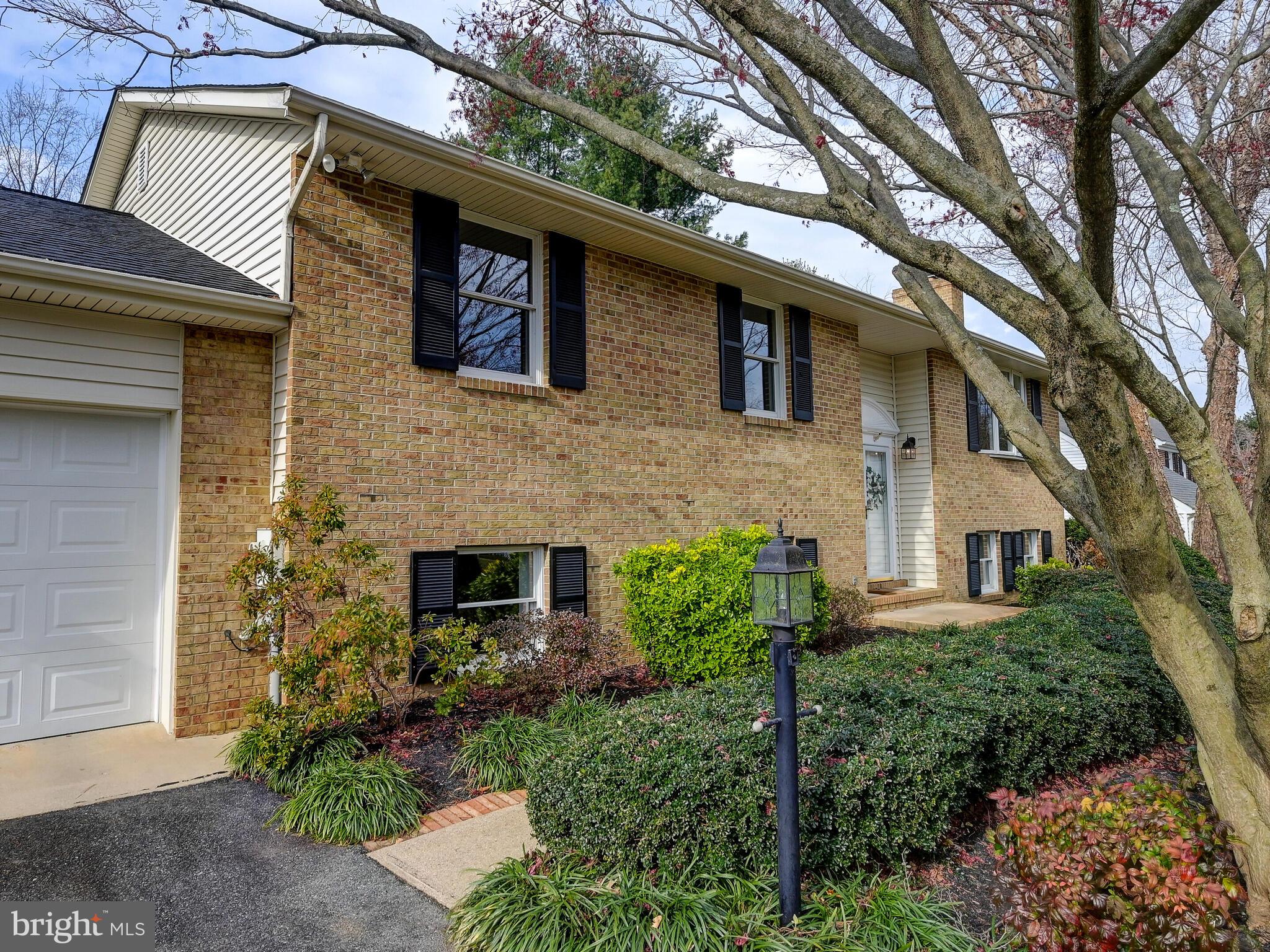 MOUNT HEBRON - Residential