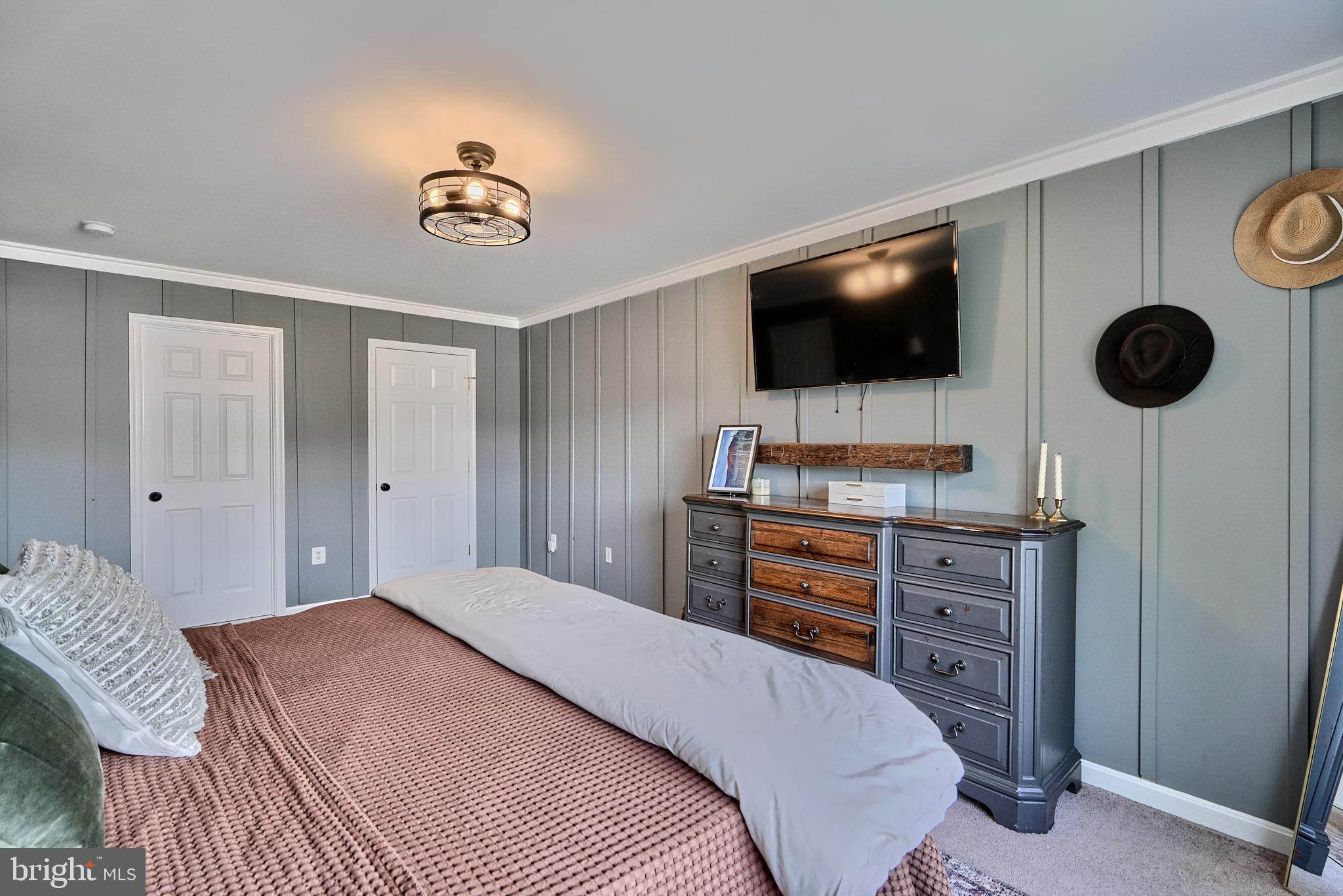 GREEN HILL MANOR - Residential