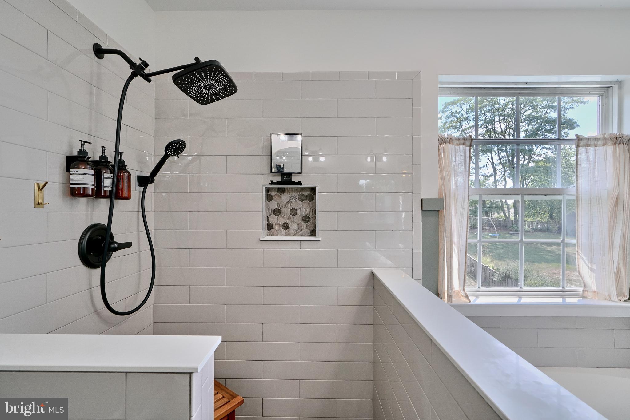 GREEN HILL MANOR - Residential