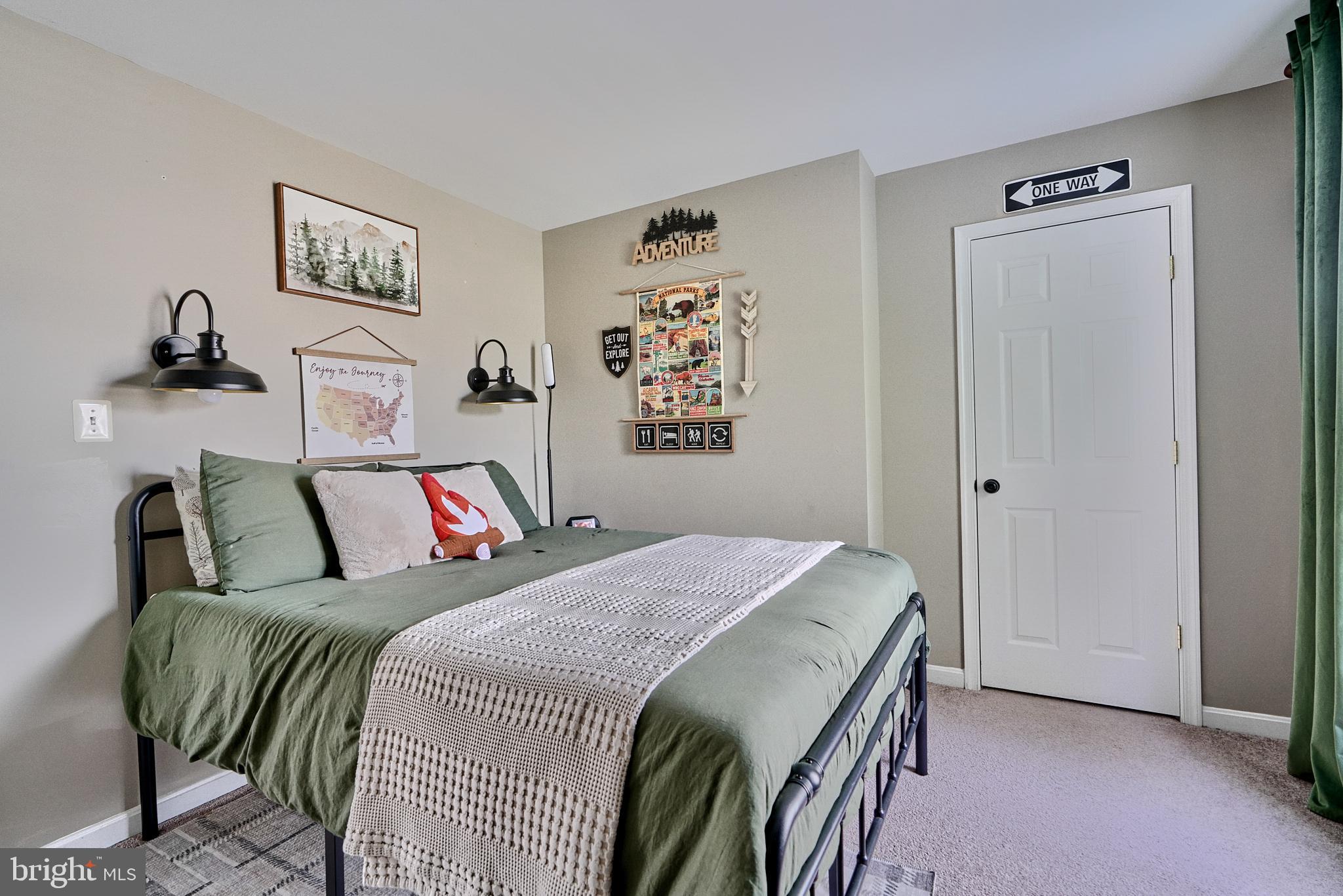 GREEN HILL MANOR - Residential