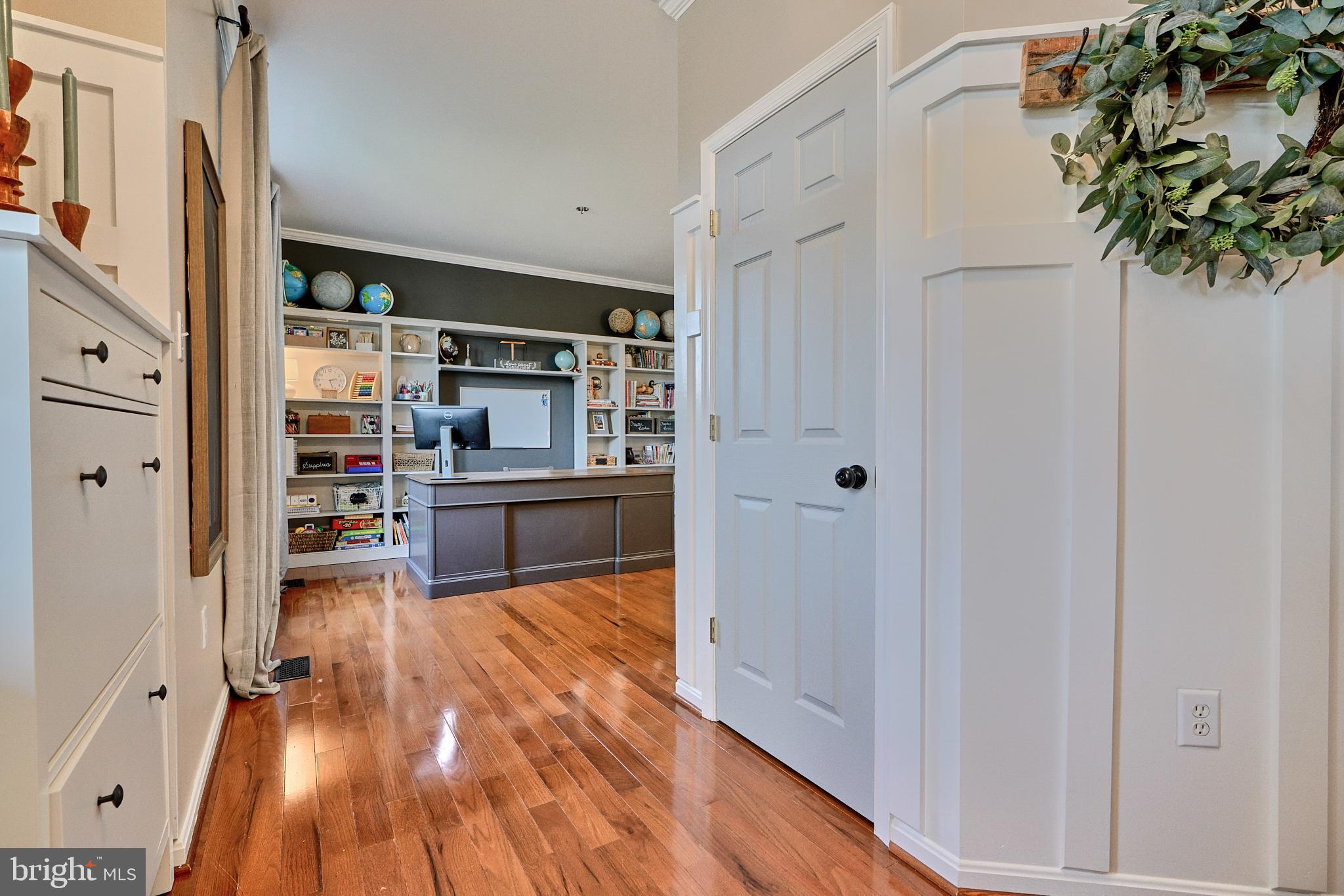 GREEN HILL MANOR - Residential