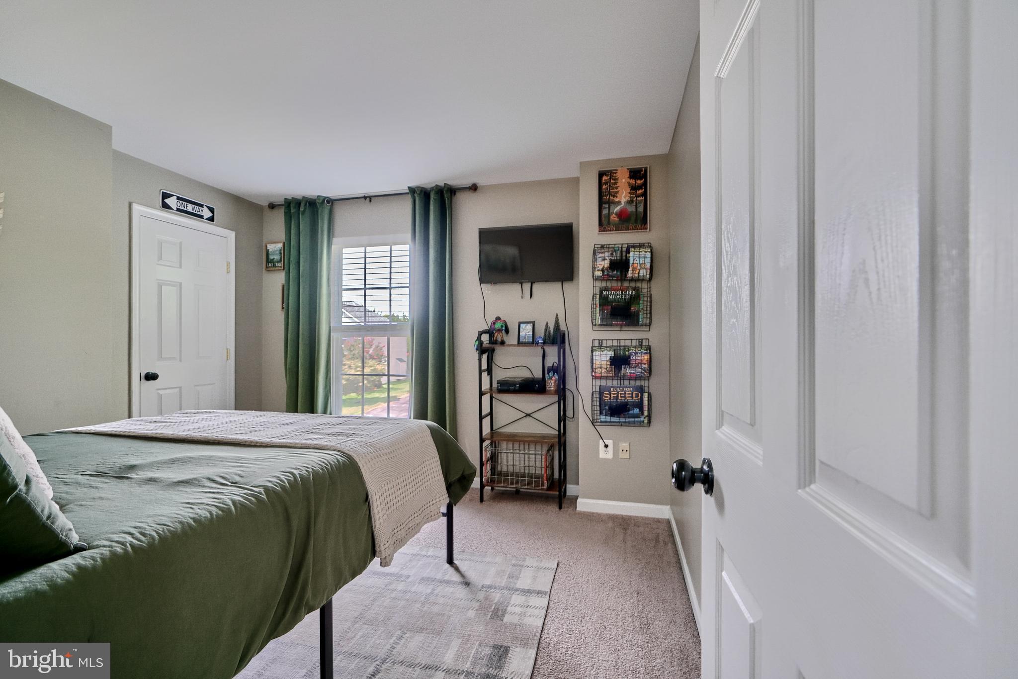 GREEN HILL MANOR - Residential