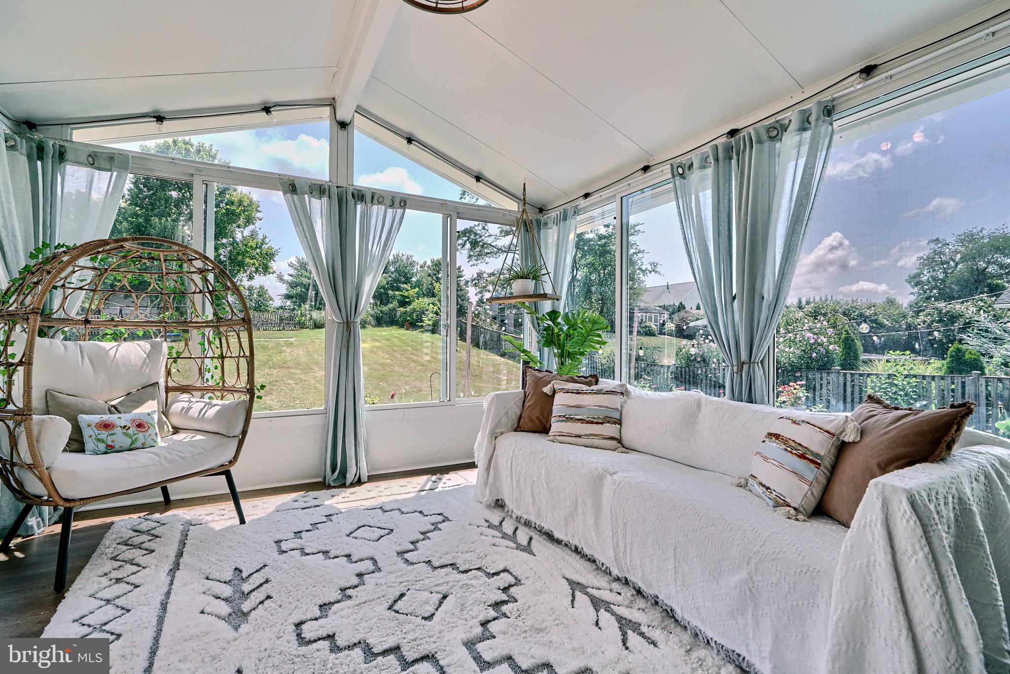 GREEN HILL MANOR - Residential