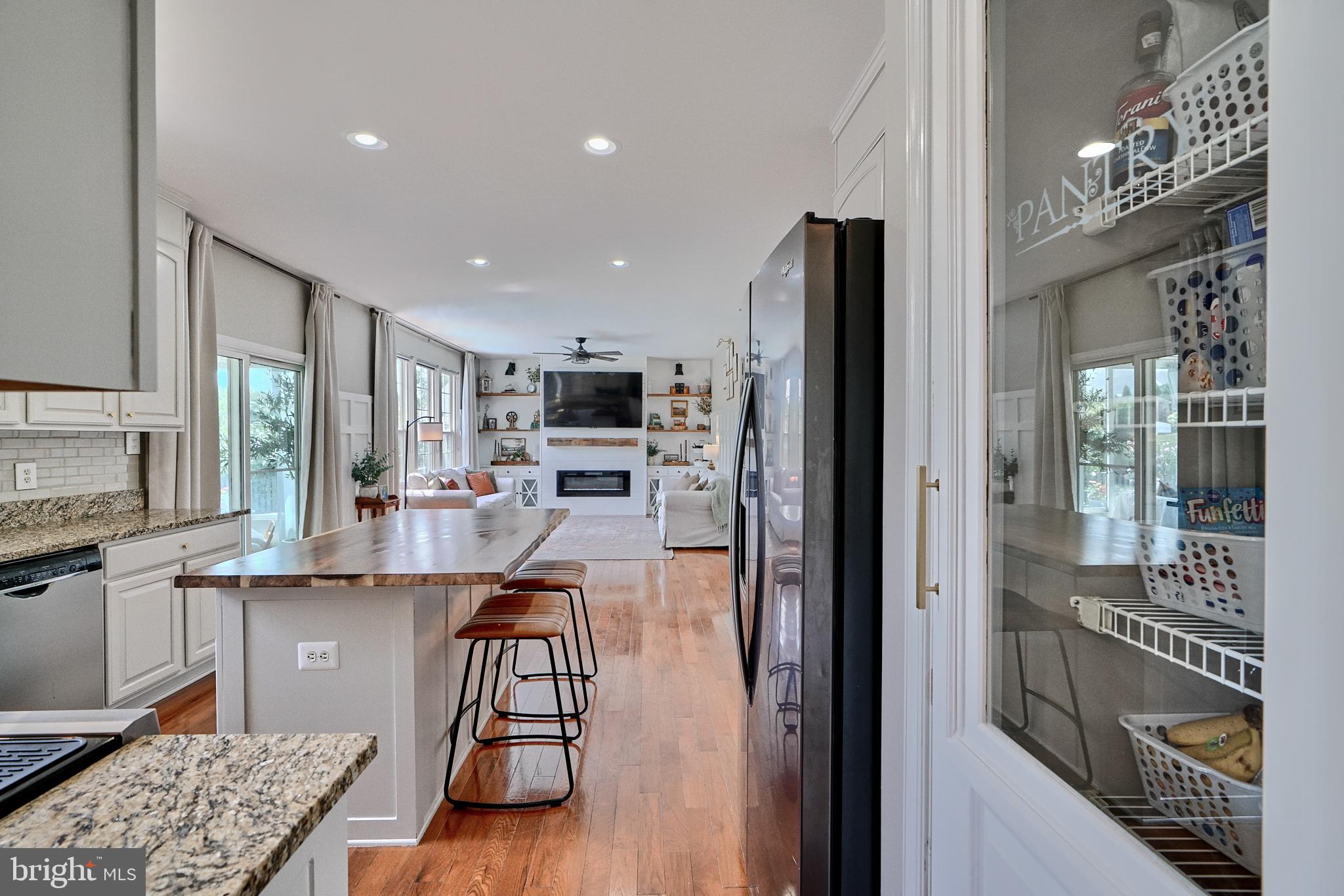 GREEN HILL MANOR - Residential