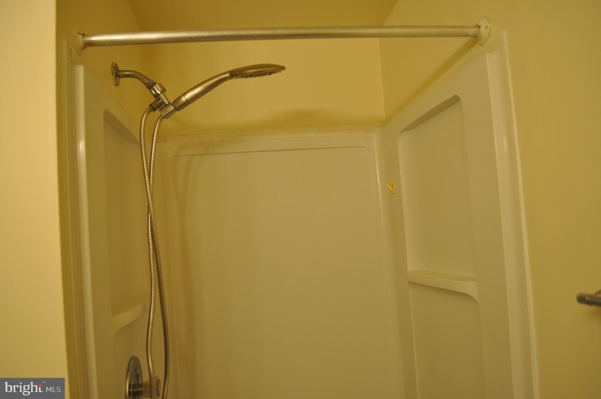 AMBERTOWNE - Residential