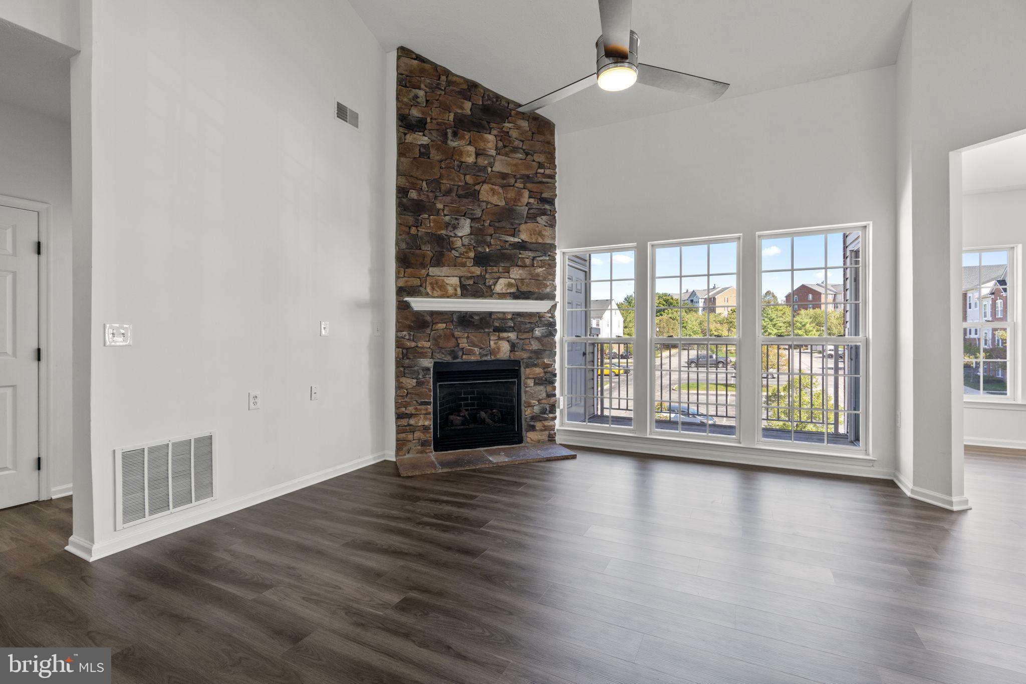 2495 AMBER ORCHARD COURT E 301