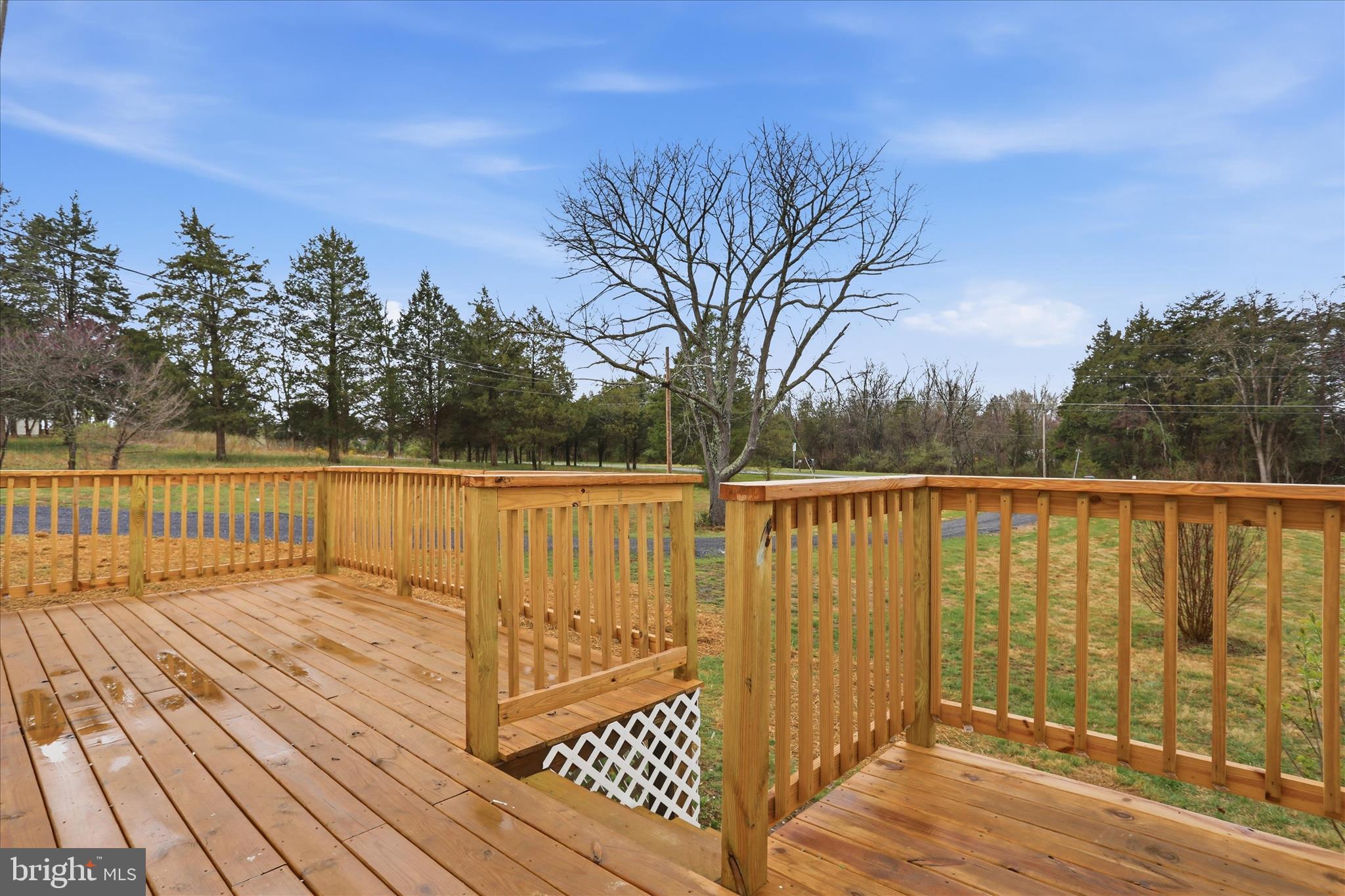 HIDDEN RIVER - Residential