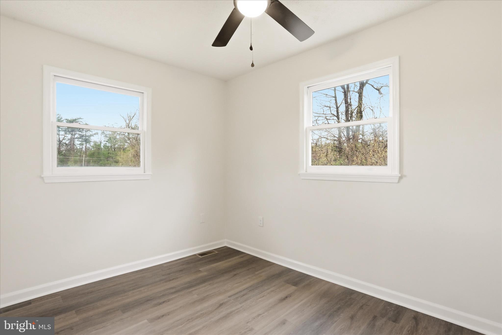 HIDDEN RIVER - Residential