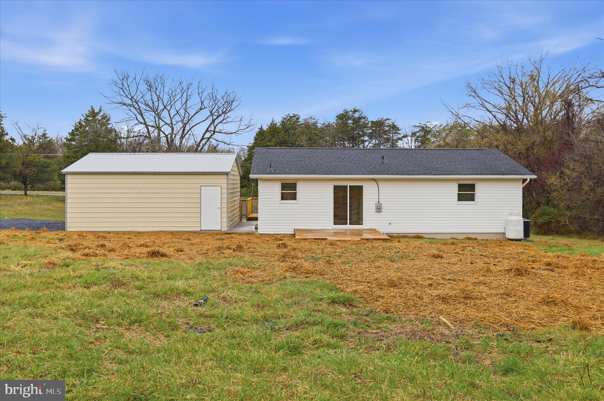 HIDDEN RIVER - Residential