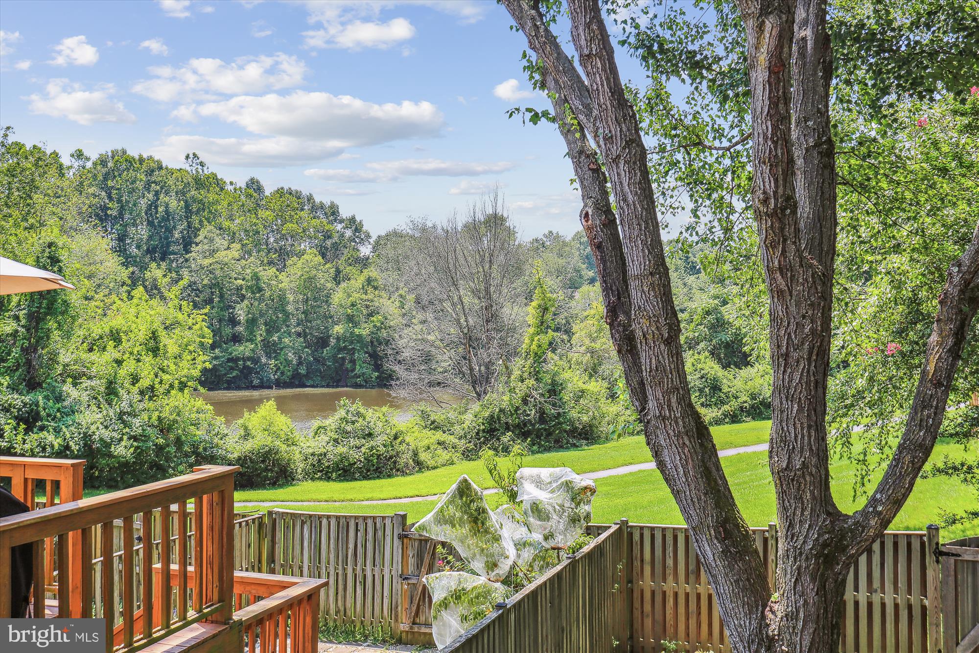 SILVER SPRING CNTRY CLUB - Residential