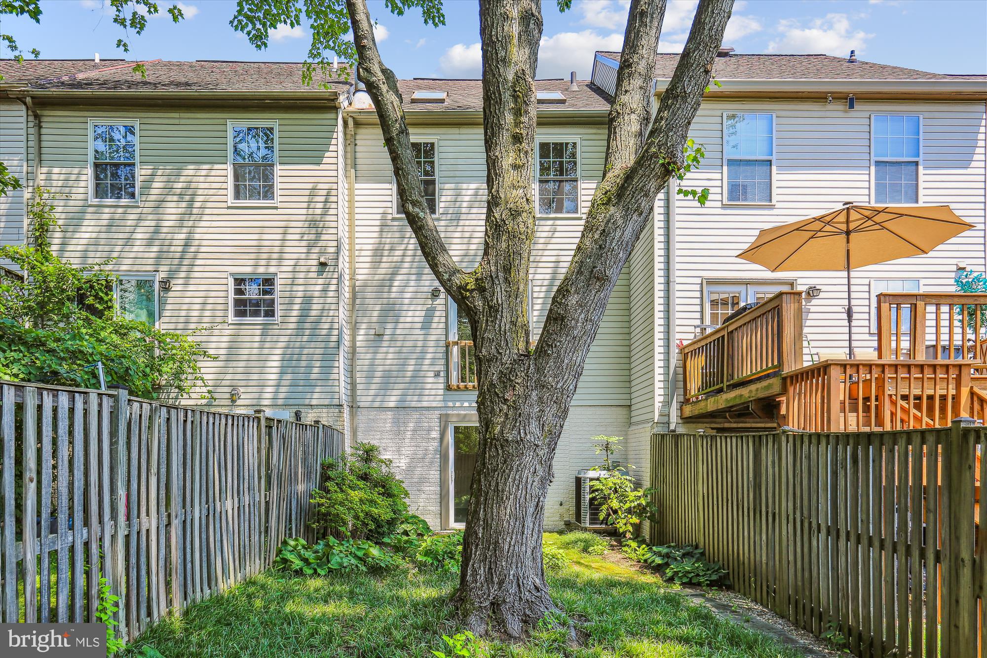 SILVER SPRING CNTRY CLUB - Residential