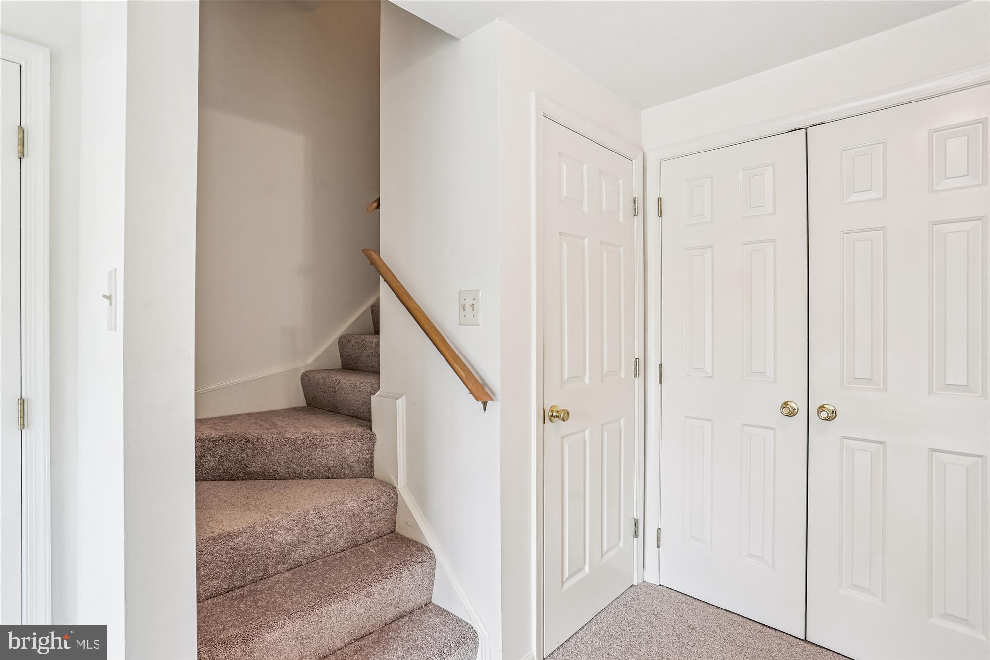 SILVER SPRING CNTRY CLUB - Residential