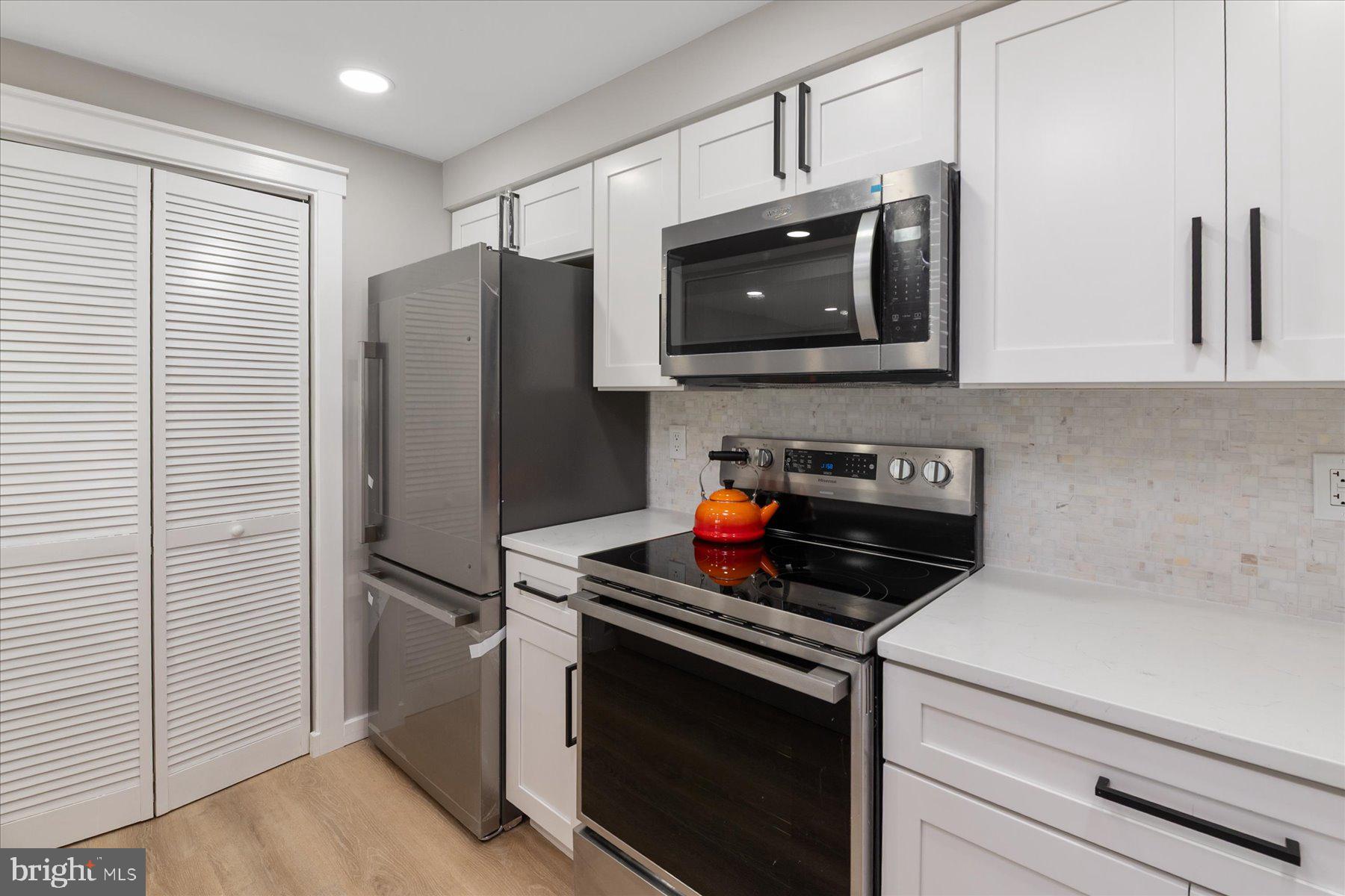 CHESTERFIELD GARDEN CONDOMINIUM - Residential