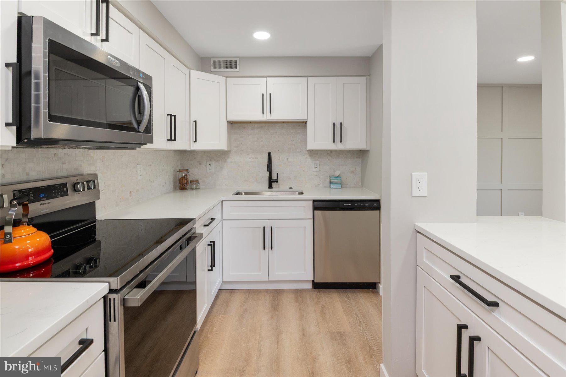 CHESTERFIELD GARDEN CONDOMINIUM - Residential