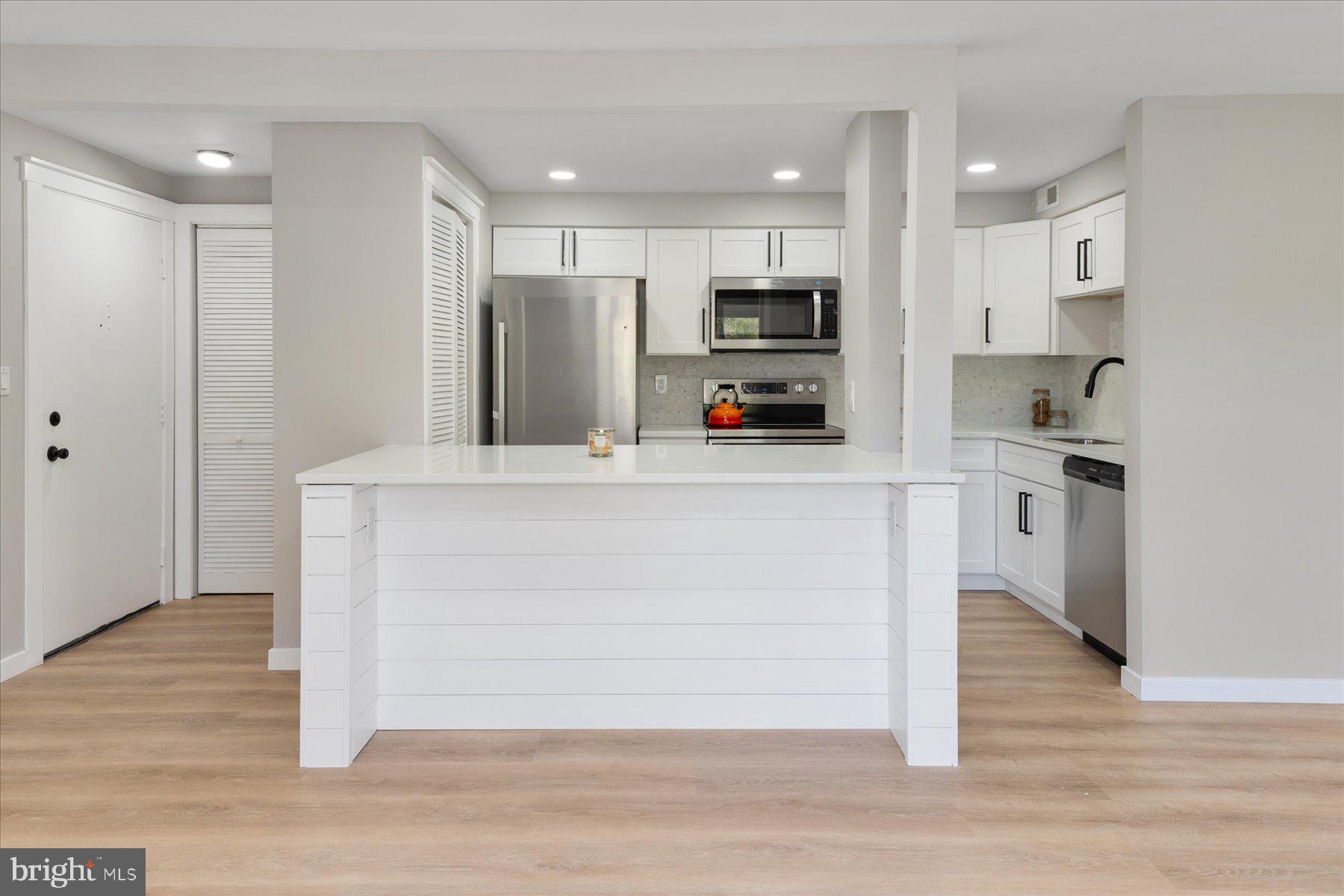 CHESTERFIELD GARDEN CONDOMINIUM - Residential